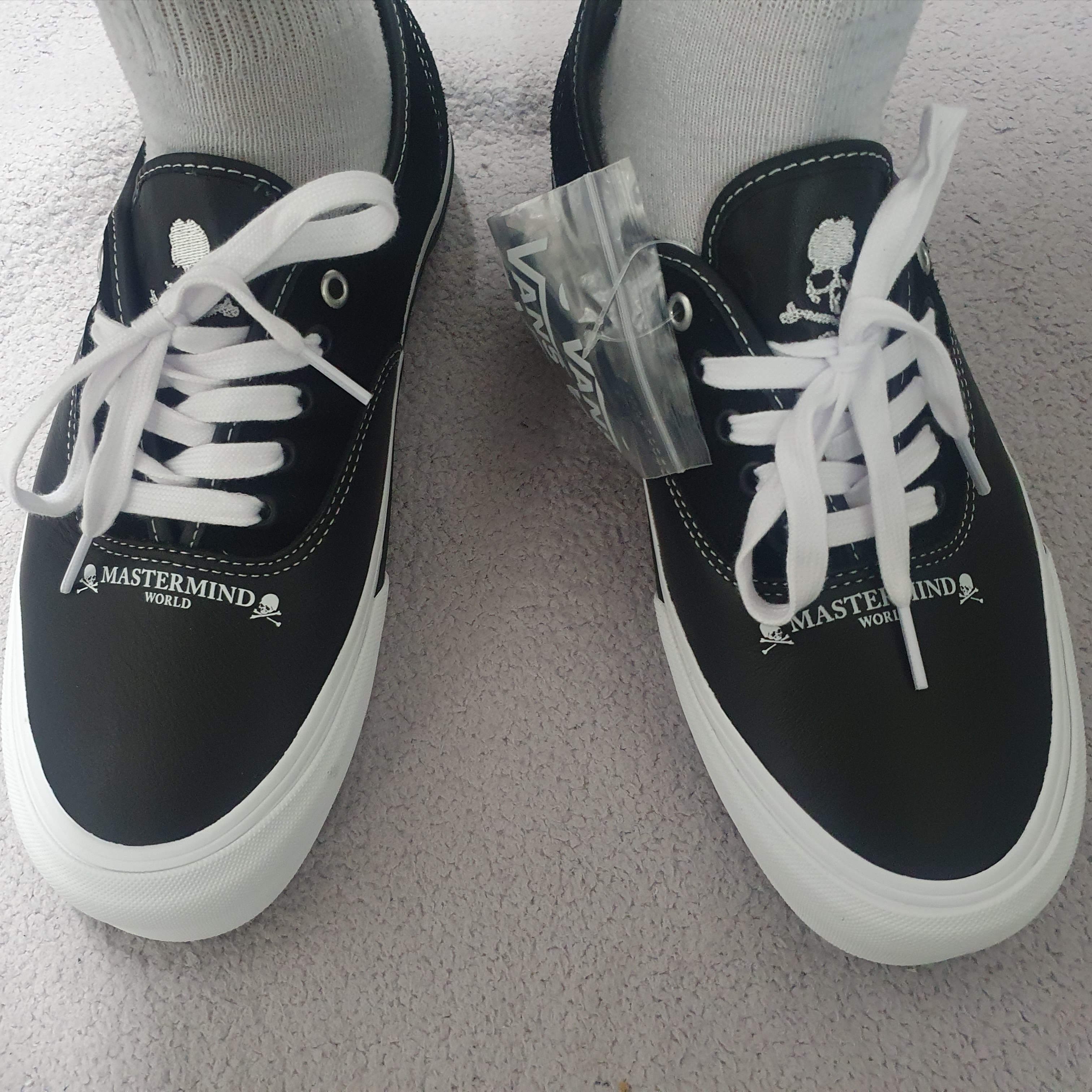 Vans Vault x Mastermind World Authentic LX Black 착용 스타일
