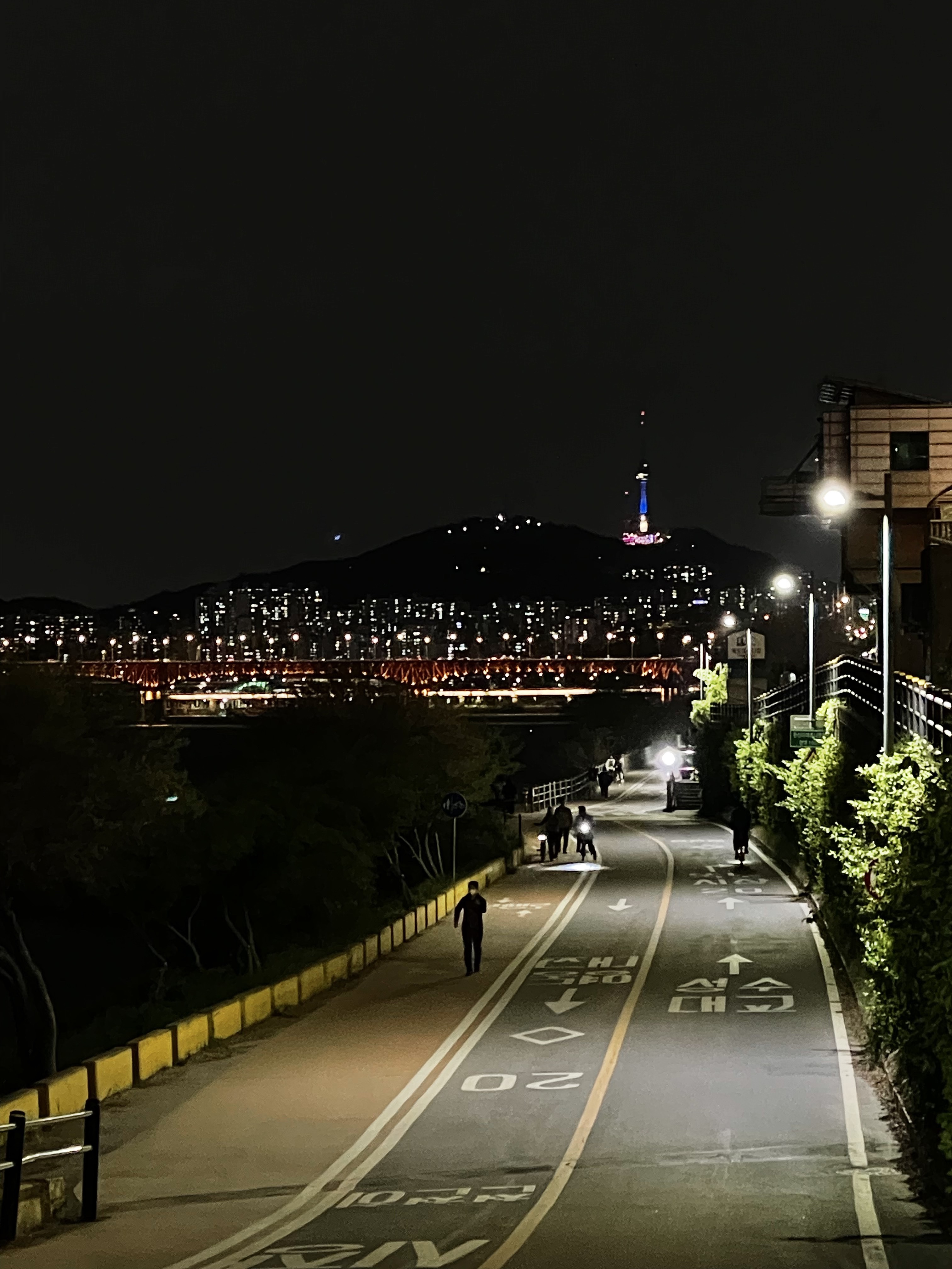 아식스 젤 1130 화이트 블랙 착용 스타일 - 5