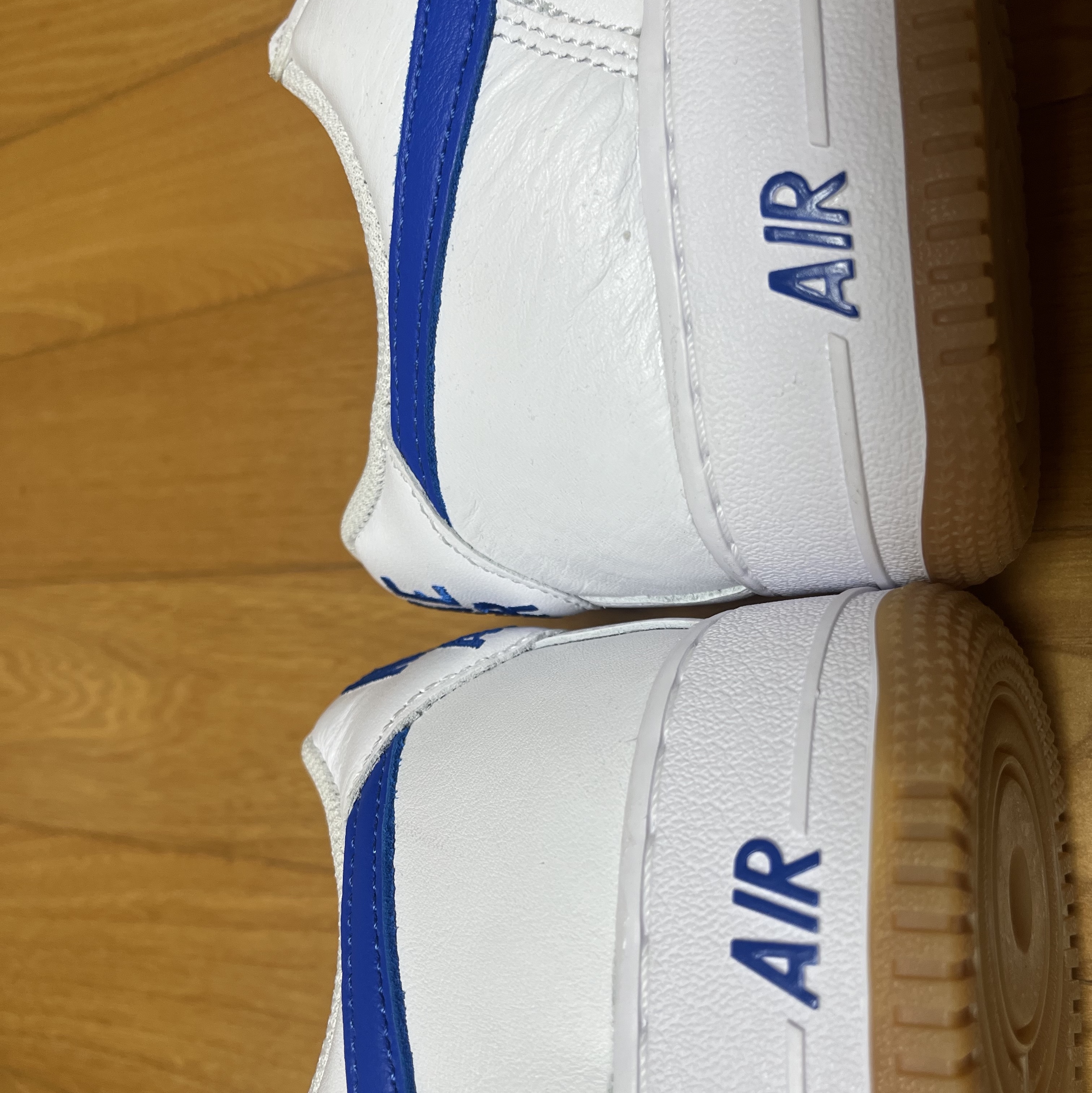 Nike Air Force 1 Low Retro Color of the Month Varsity Royal 착용 스타일 - 4