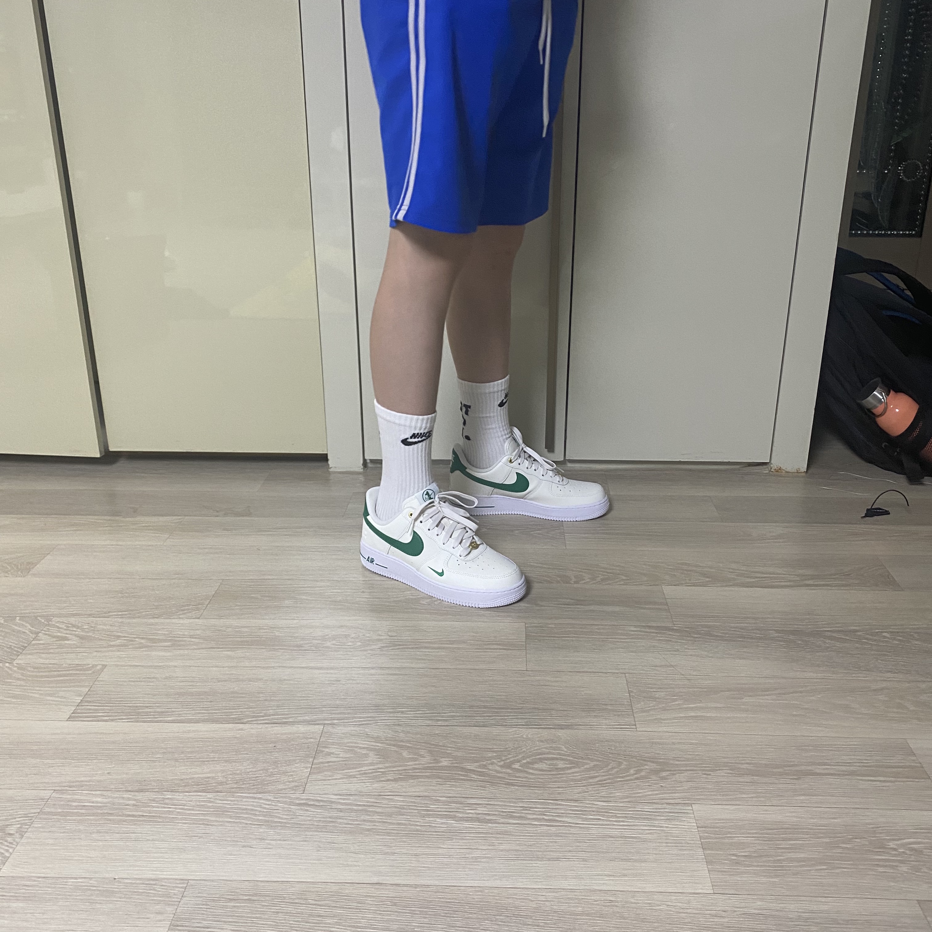 (W) Nike Air Force 1 '07 SE 40th Anniversary Join Forces Sail Malachite 착용 스타일