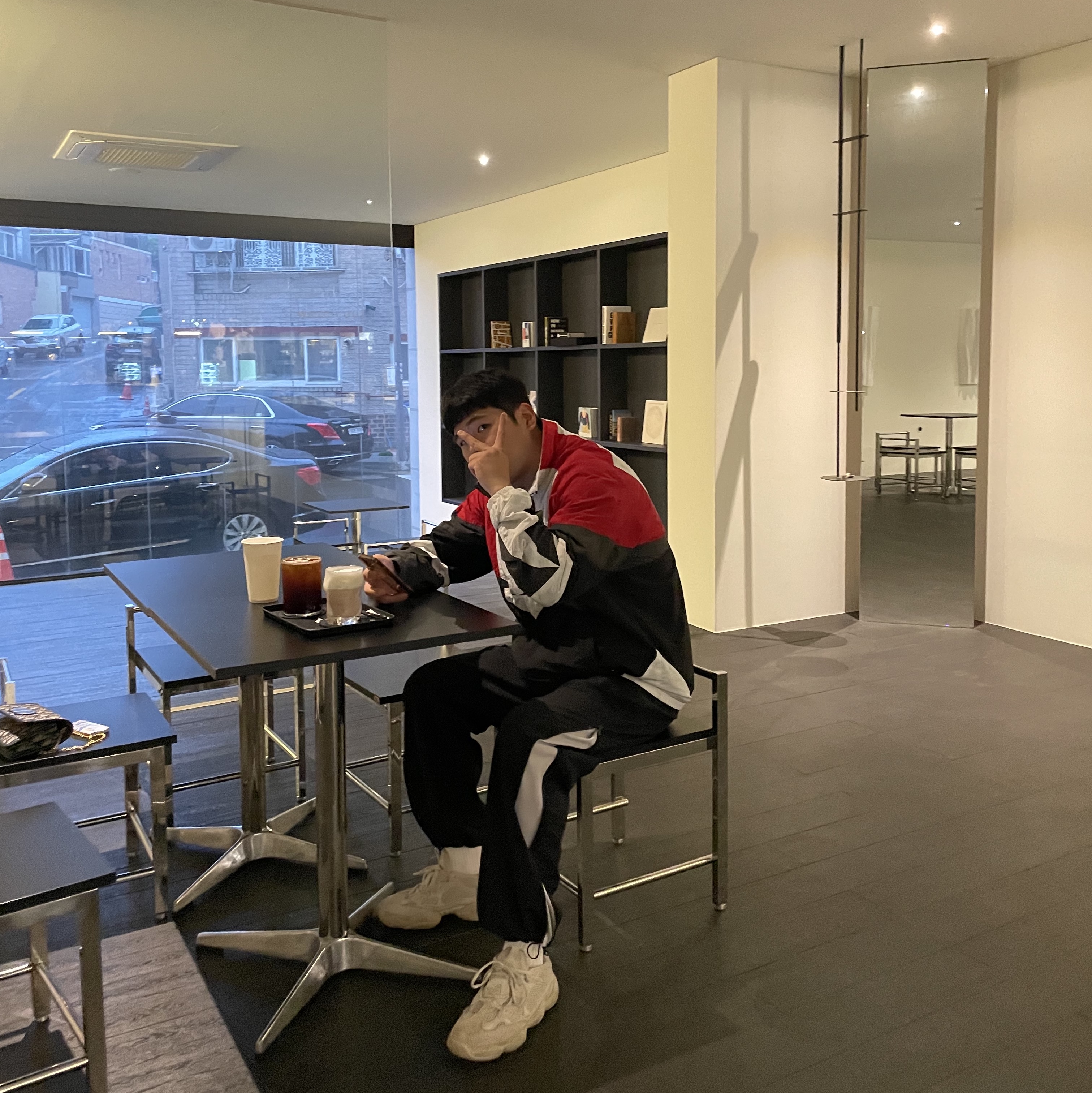 Palace Panelled Shell Jacket Black - 22FW, Adidas Yeezy 500 Blush 2022 착용 스타일