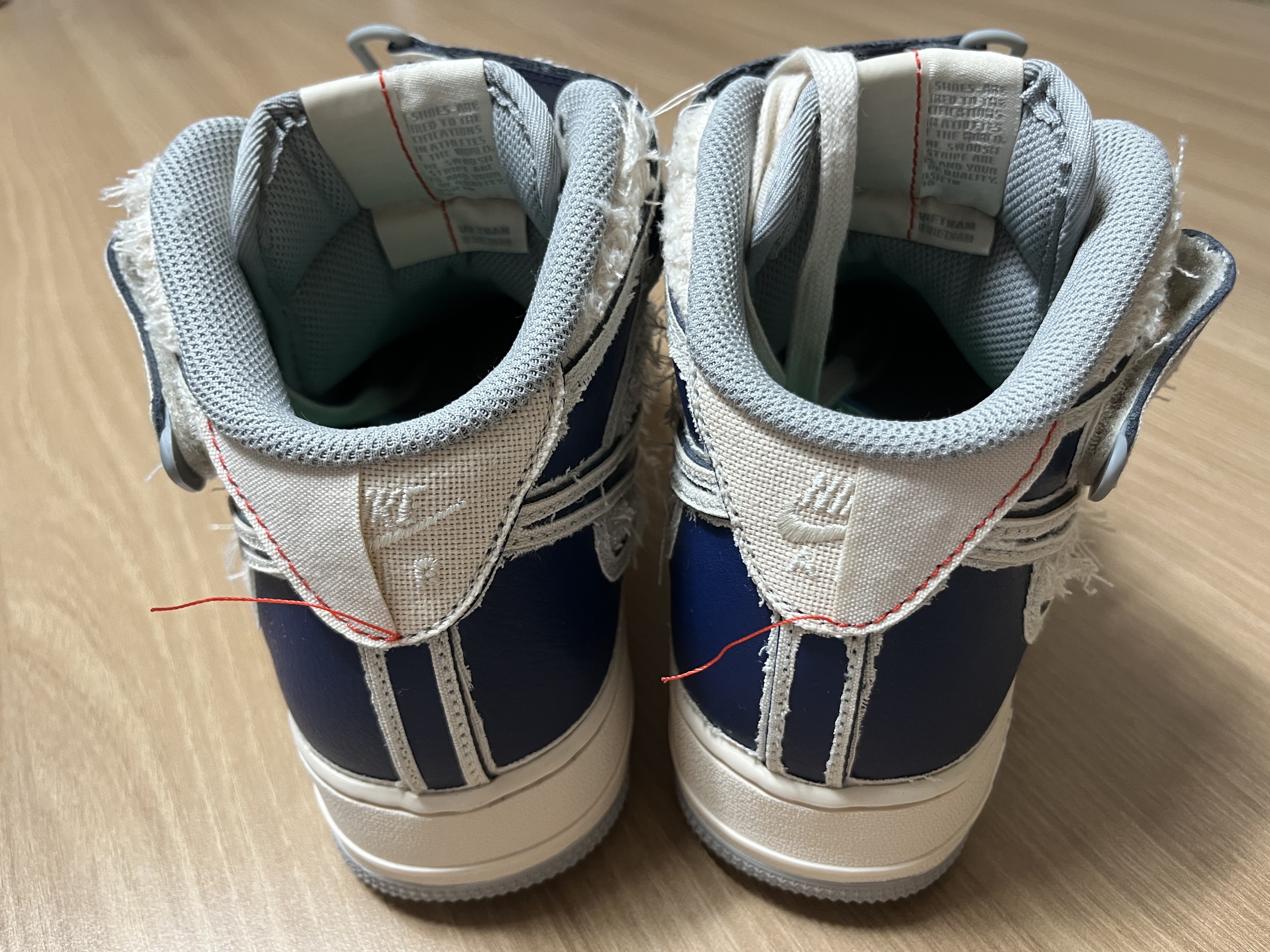 Nike Air Force 1 Mid '07 Pearl White 착용 스타일 - 3