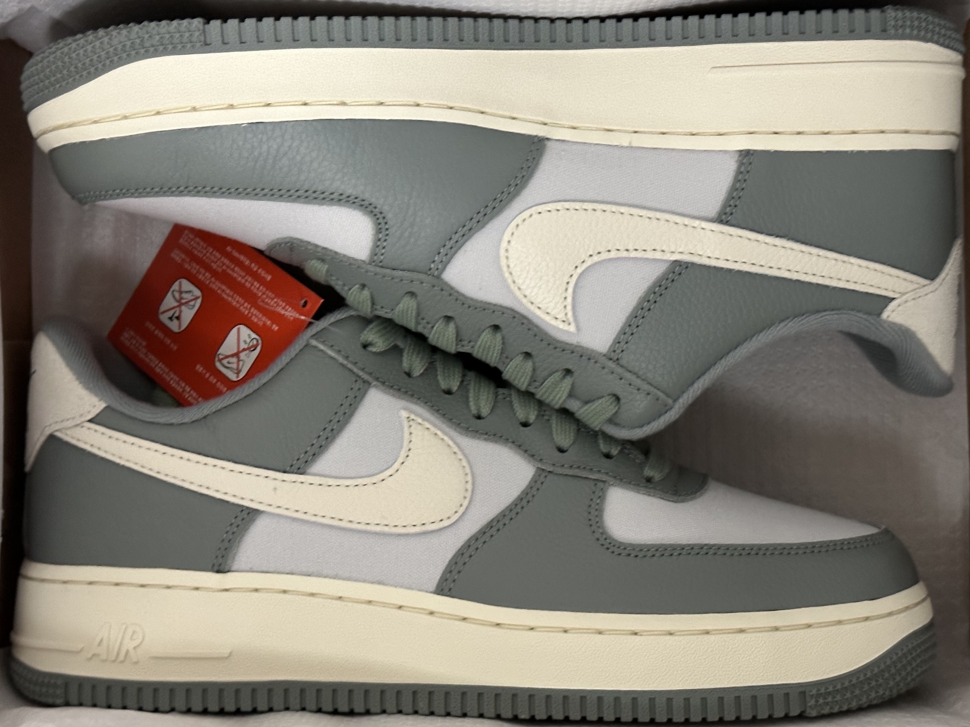 Nike Air Force 1 '07 LX Mica Green 착용 스타일