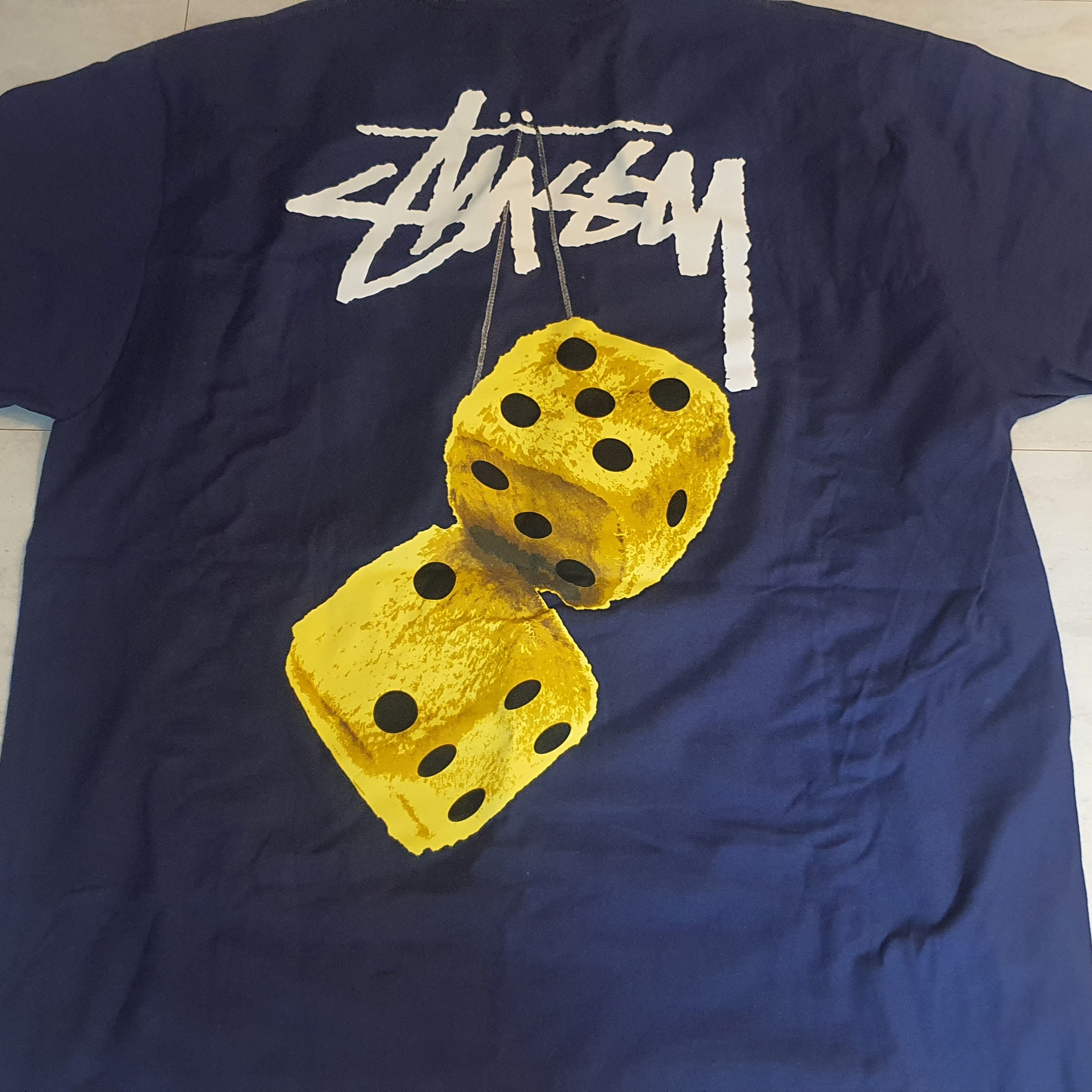 Stussy Fuzzy Dice T-Shirt Navy 착용 스타일