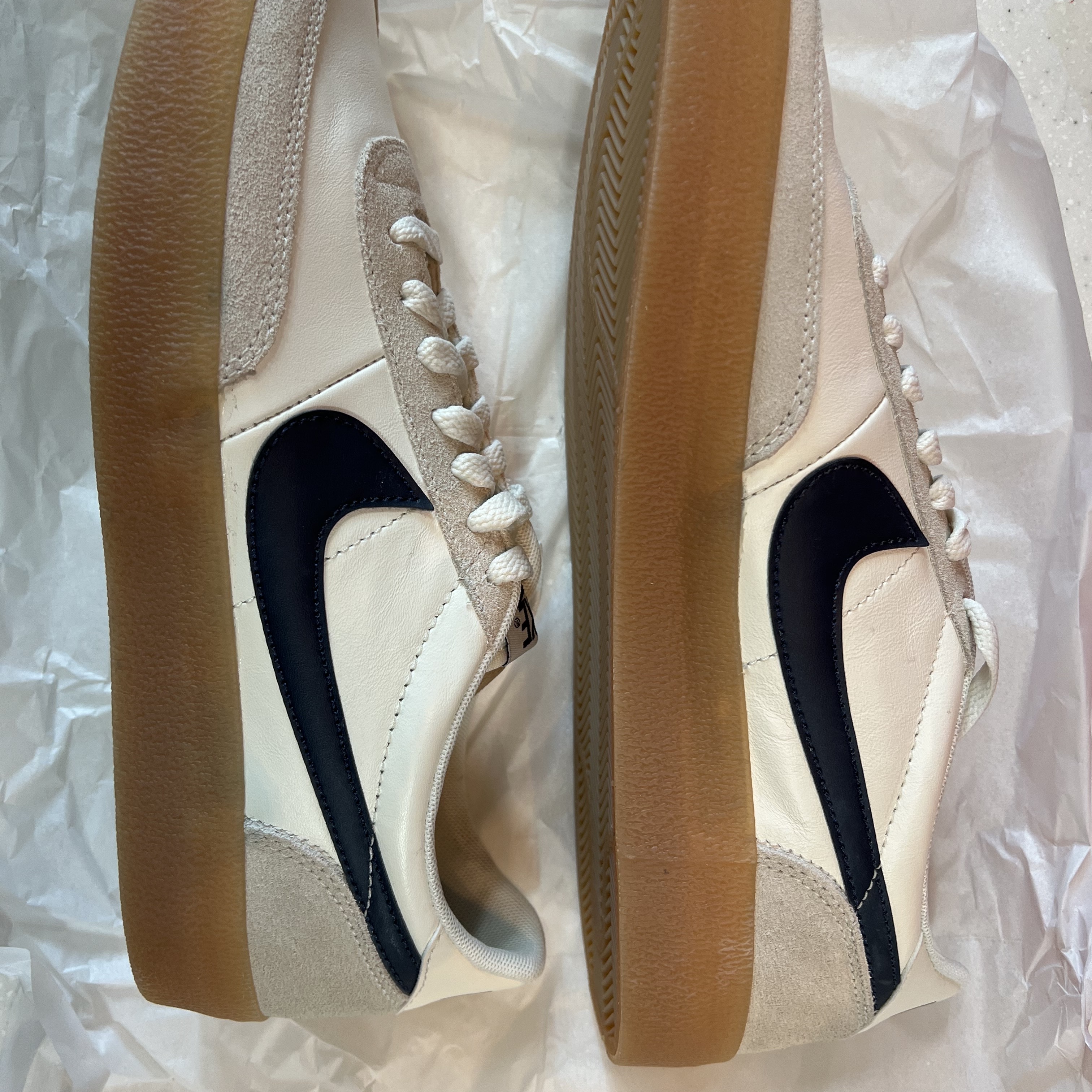 Nike x J.Crew Killshot 2 Sail Midnight Navy 착용 스타일