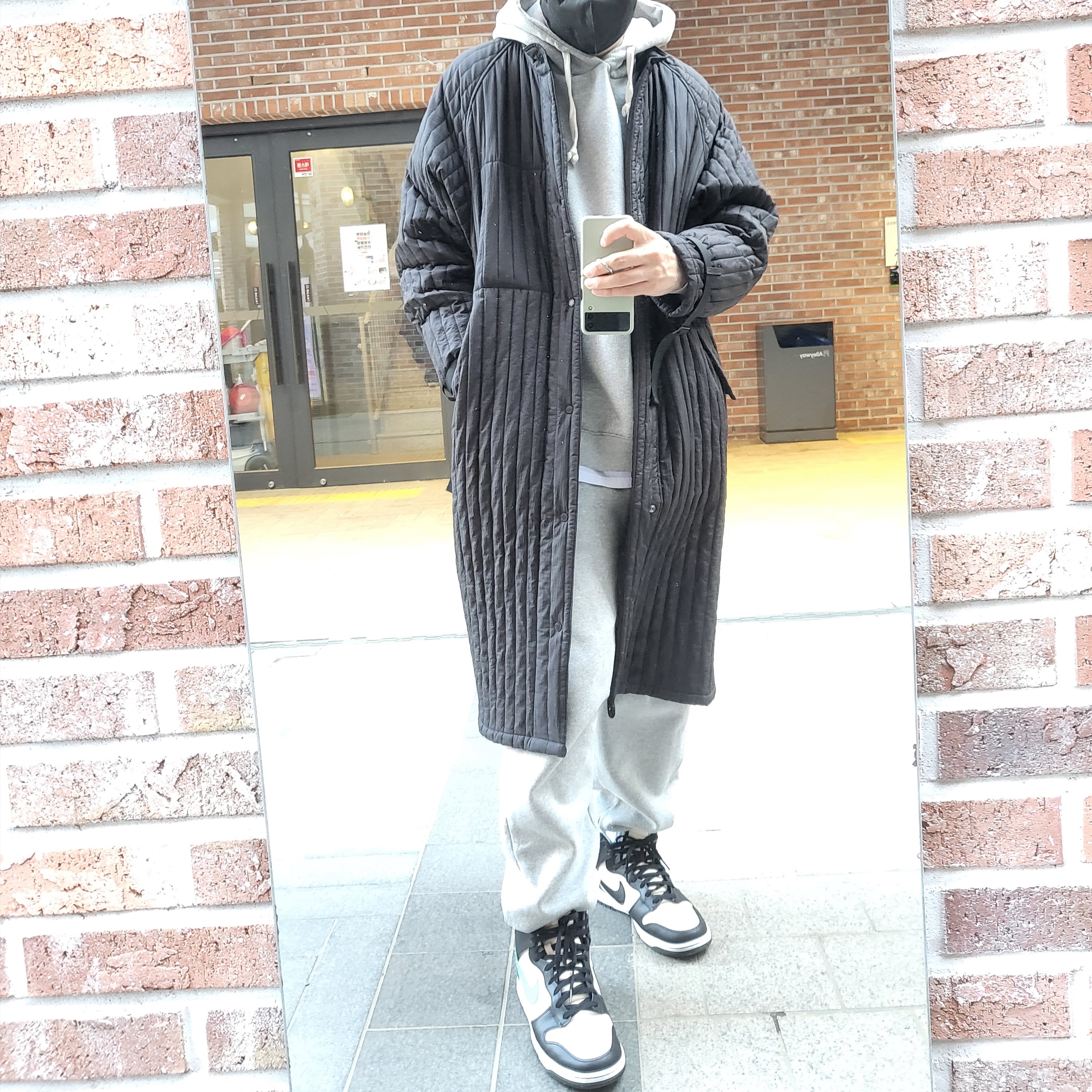 Nike Dunk High Retro EMB Pearl White Washed Teal and Black, Nike x Stussy NRG Fleece Pants Dark Grey Heather (DO9340-063) 착용 스타일