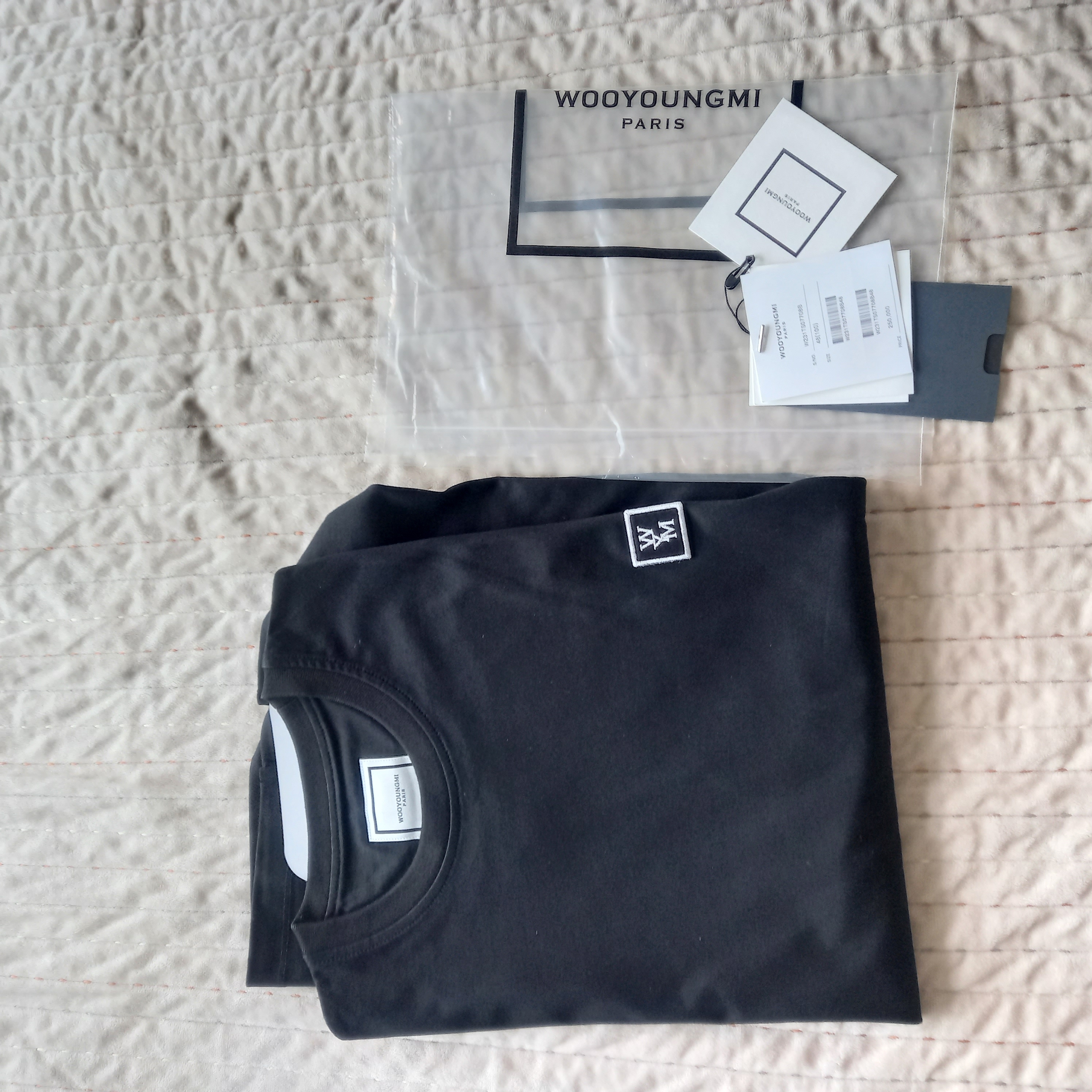 Wooyoungmi Cotton Back Logo T-shirt Black - 23SS 착용 스타일