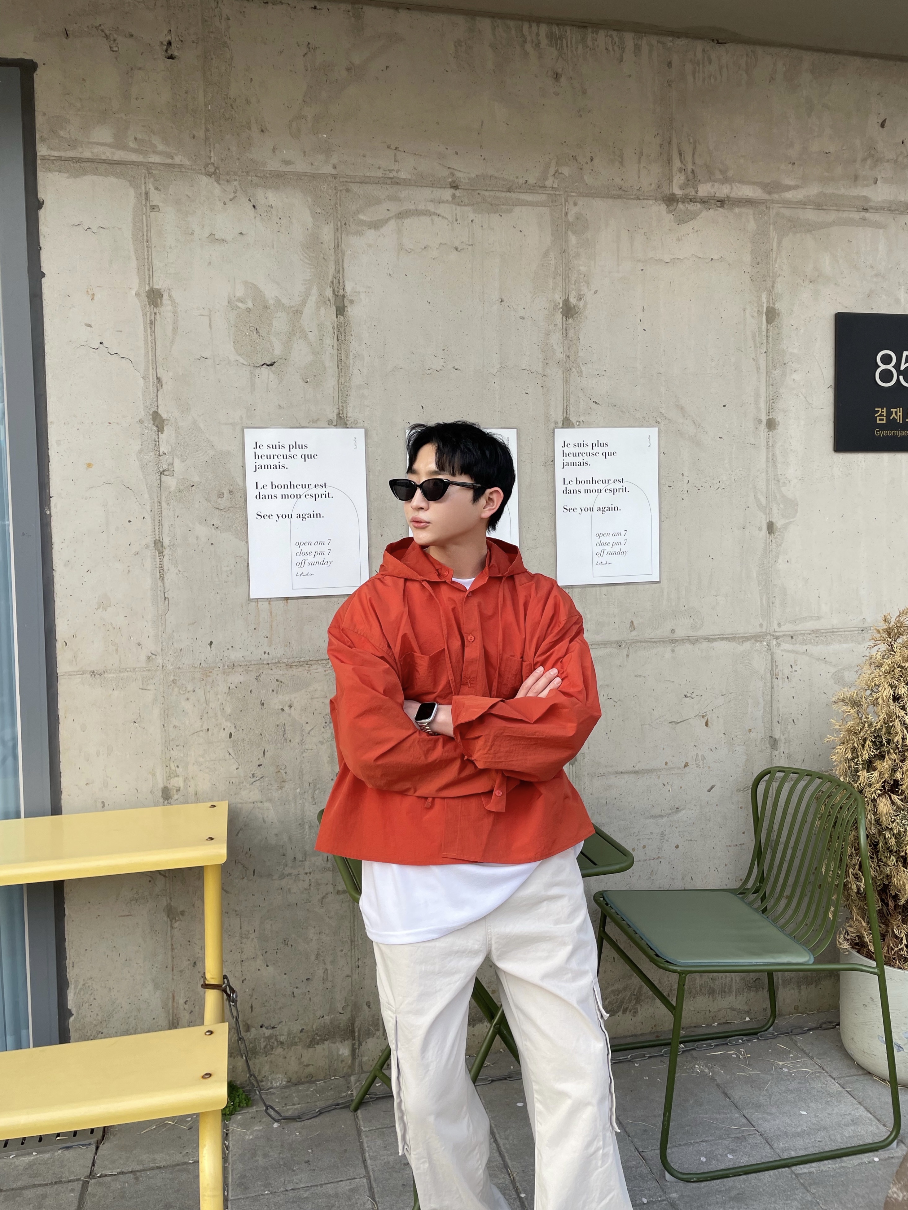 나이키 에어포스 1 '07 LV8 애슬레틱 클럽 러쉬 오렌지 워시드 틸 착용 스타일 - 1