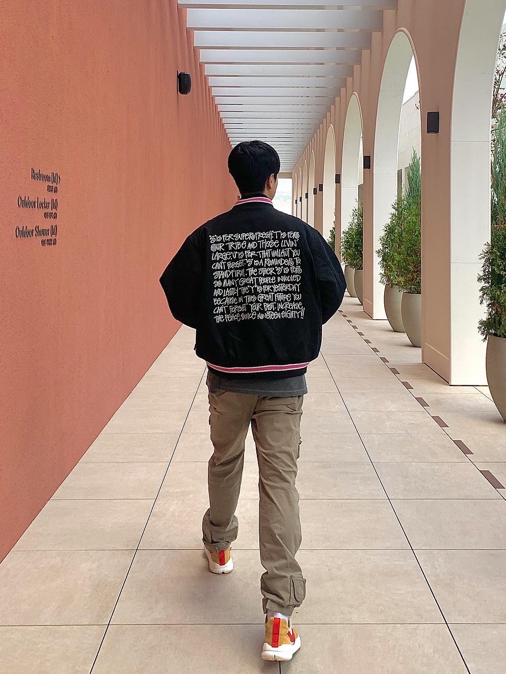 Stussy S Talk Melton Varsity Jacket Black, Grailz Flight Pocket Pants Tan 착용 스타일 - 2
