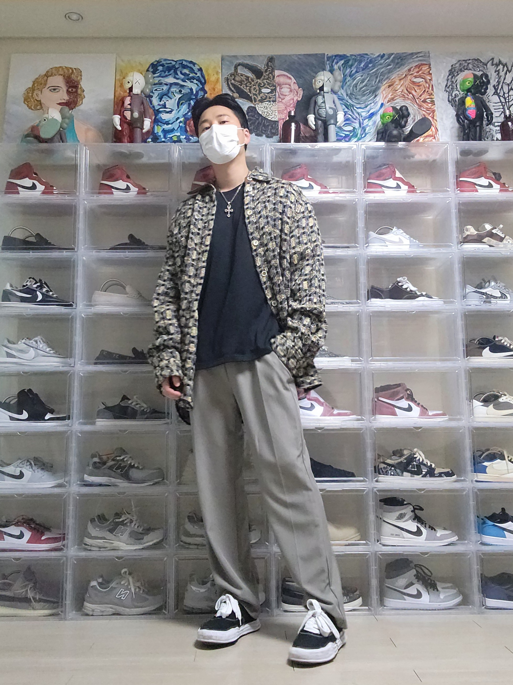 Maison Mihara Yasuhiro Baker OG Sole Canvas Low Cut Sneakers Black 착용 스타일