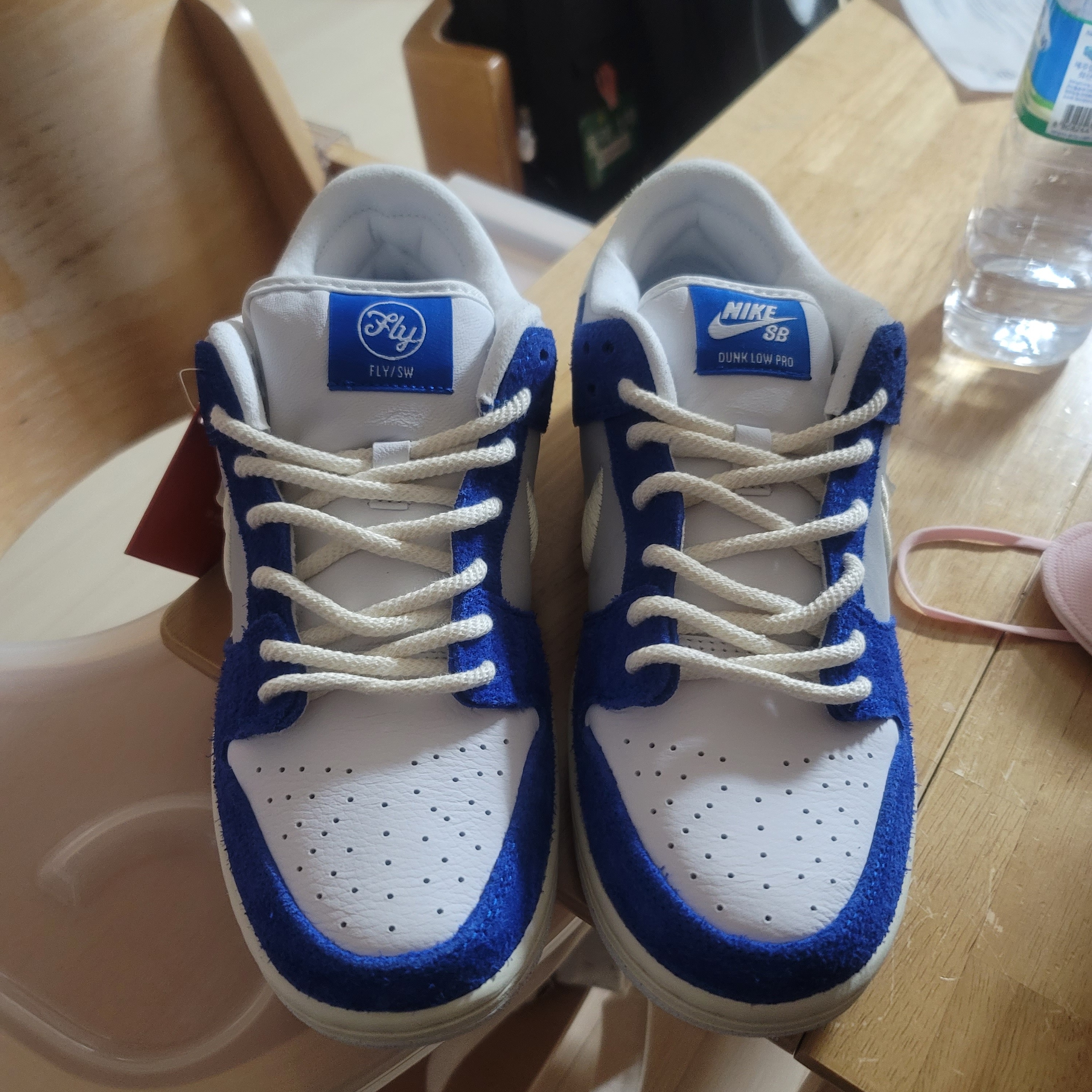 Nike x Fly Streetwear SB Dunk Low Pro Gardenia 착용 스타일