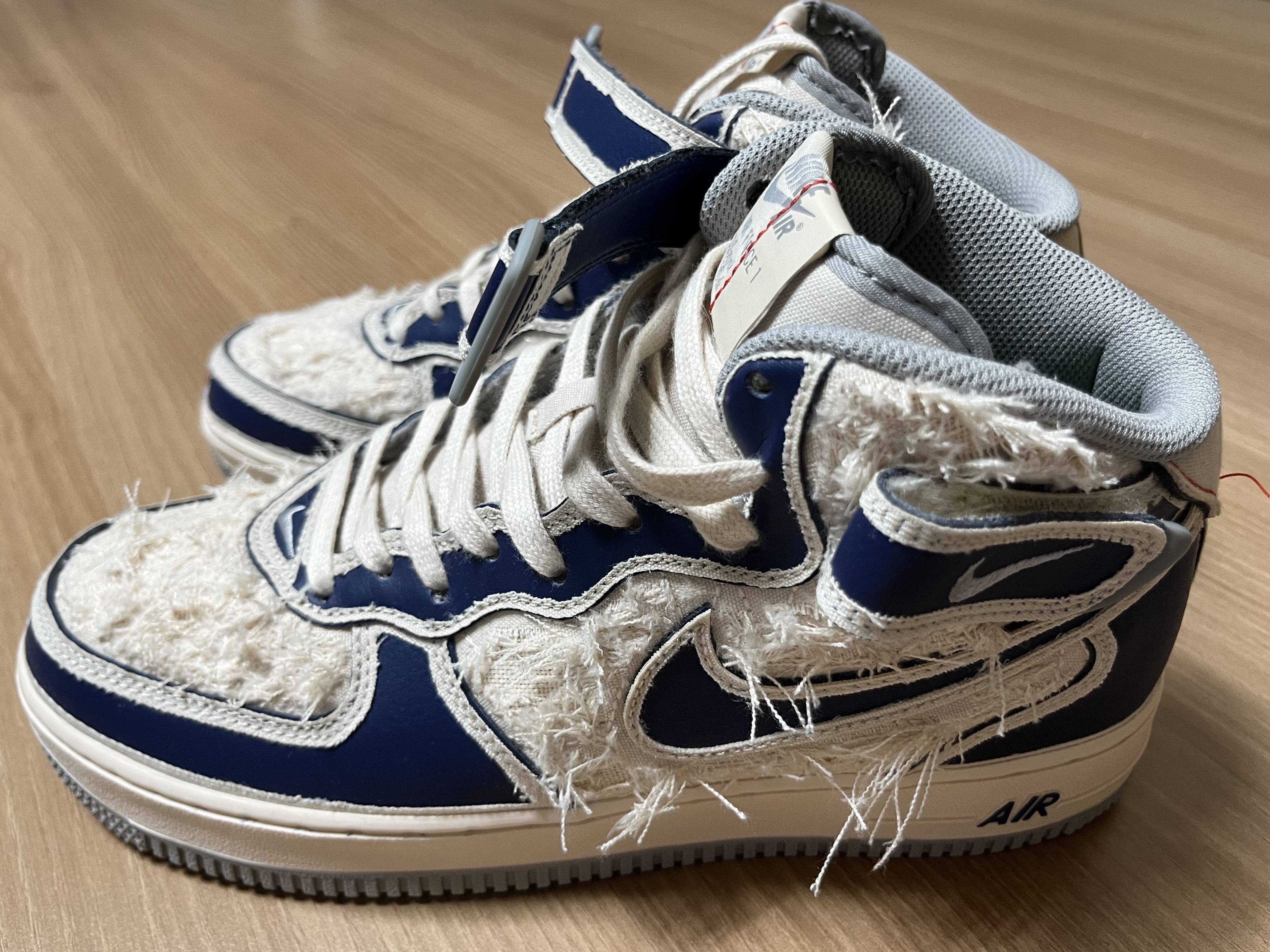 Nike Air Force 1 Mid '07 Pearl White 착용 스타일 - 4