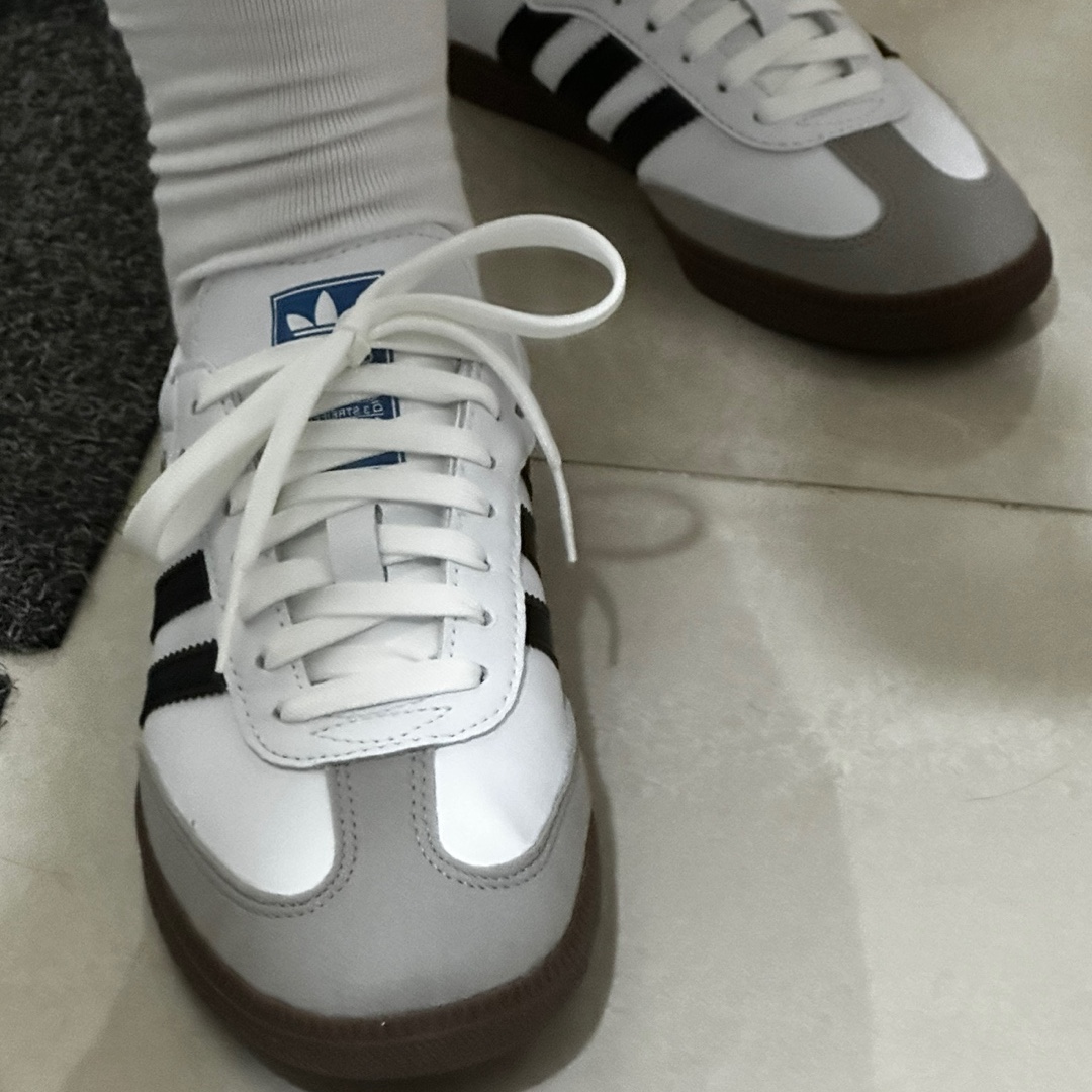 Adidas Samba Vegan White Black 착용 스타일