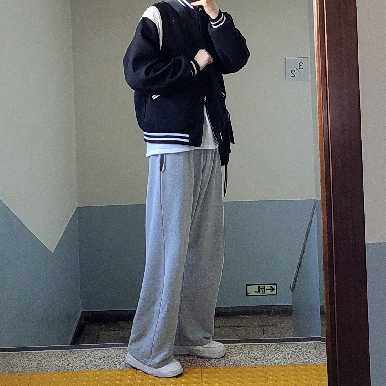 Nike Air Force 1 '07 Low White 착용 스타일