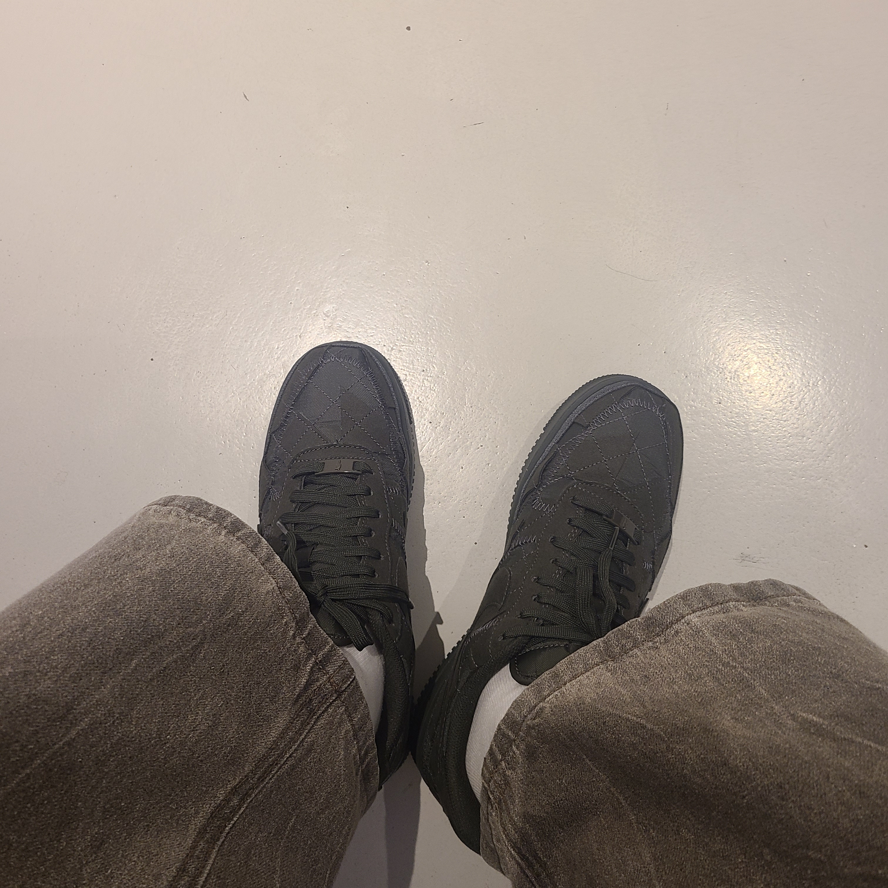 Nike x Billie Eilish Air Force 1 Low '07 SP Sequoia 착용 스타일