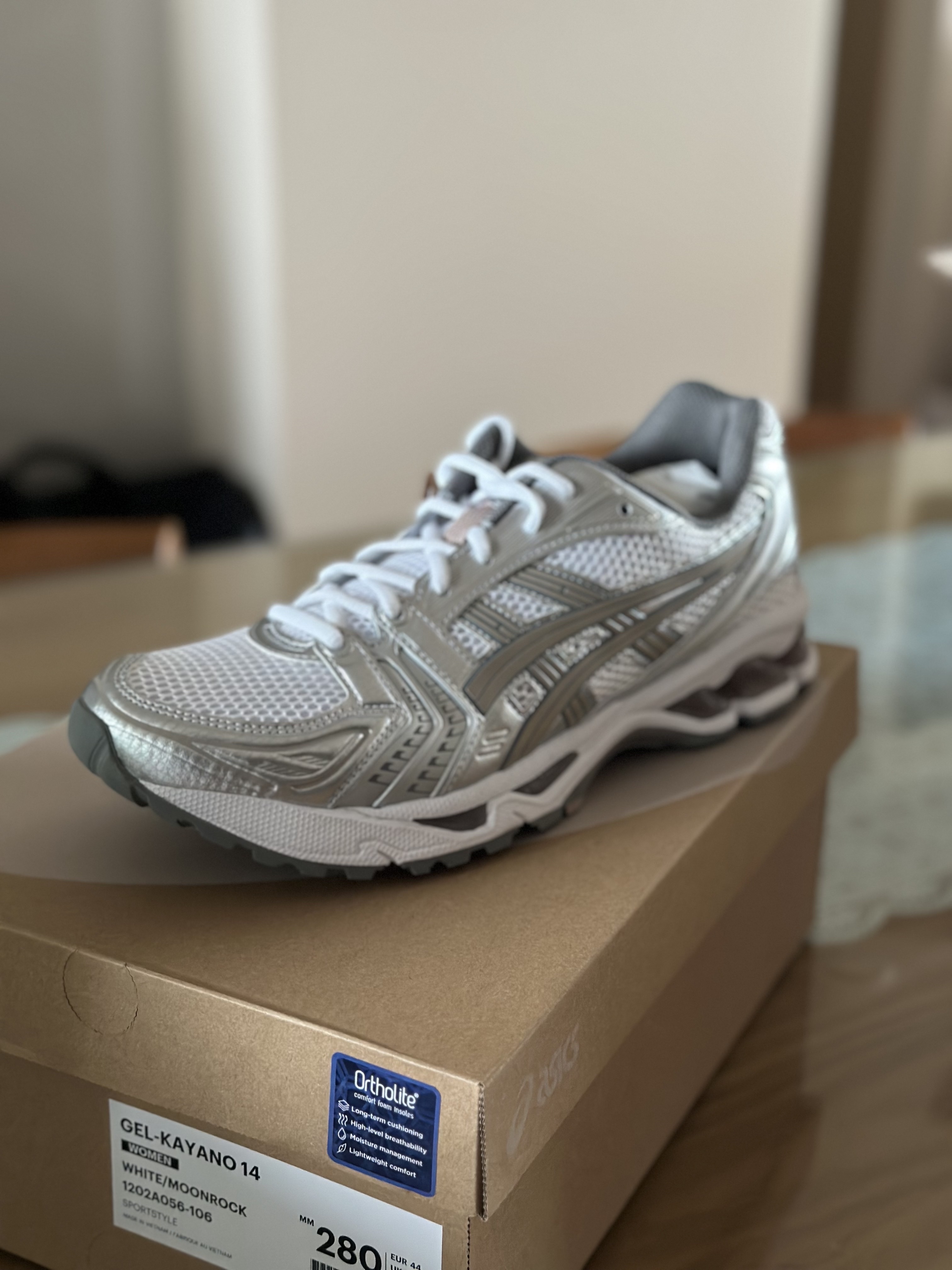 (W) Asics Gel-Kayano 14 White Moonrock 착용 스타일 - 2