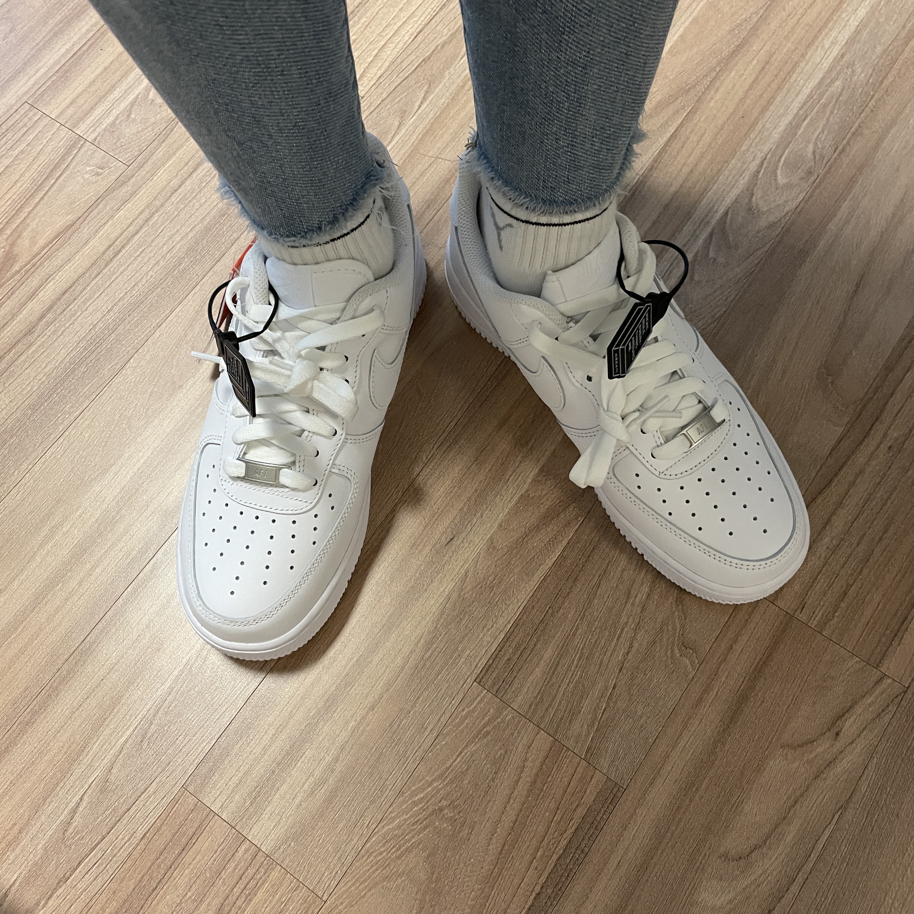 Nike Air Force 1 '07 Low White 착용 스타일