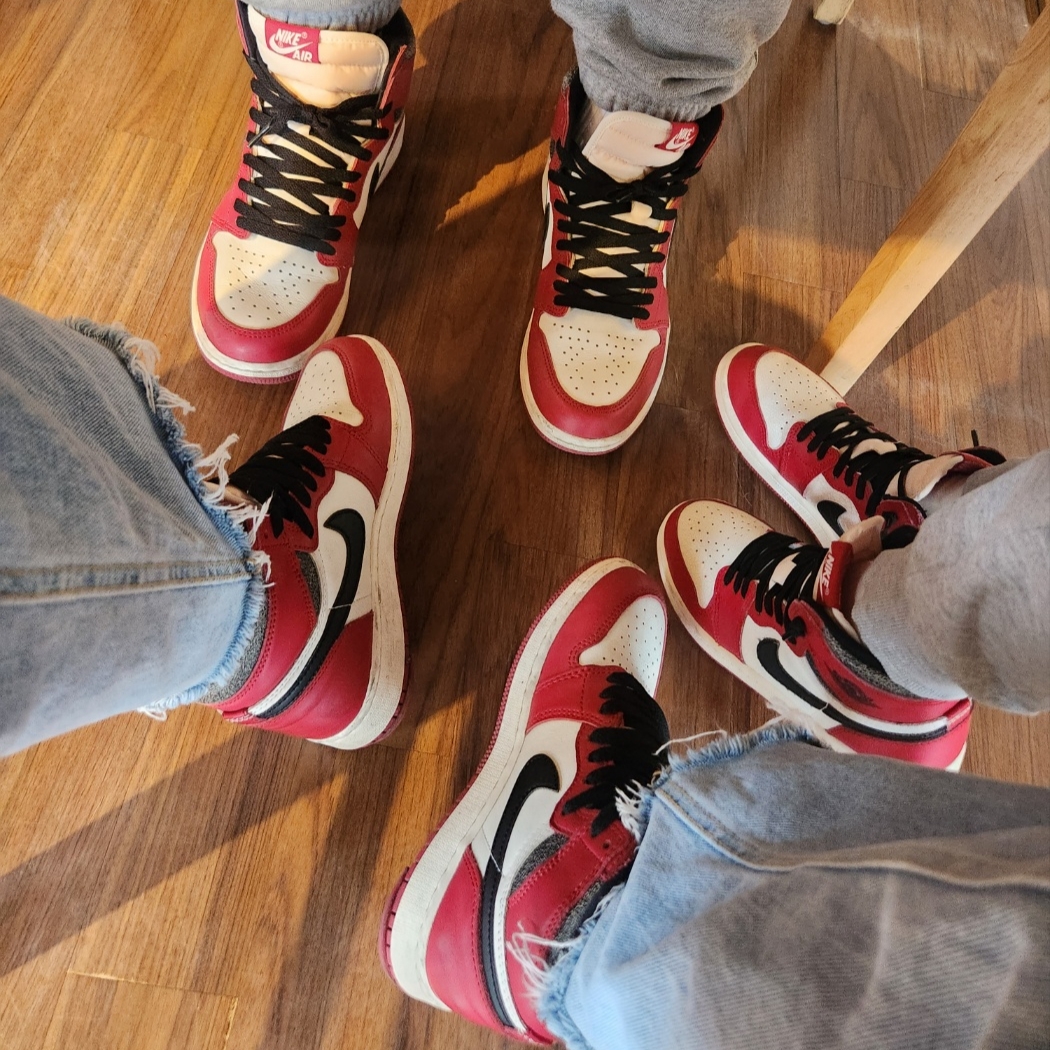 Jordan 1 Retro High OG Chicago 2022, (GS) Jordan 1 Retro High OG Chicago 2022 착용 스타일 - 5