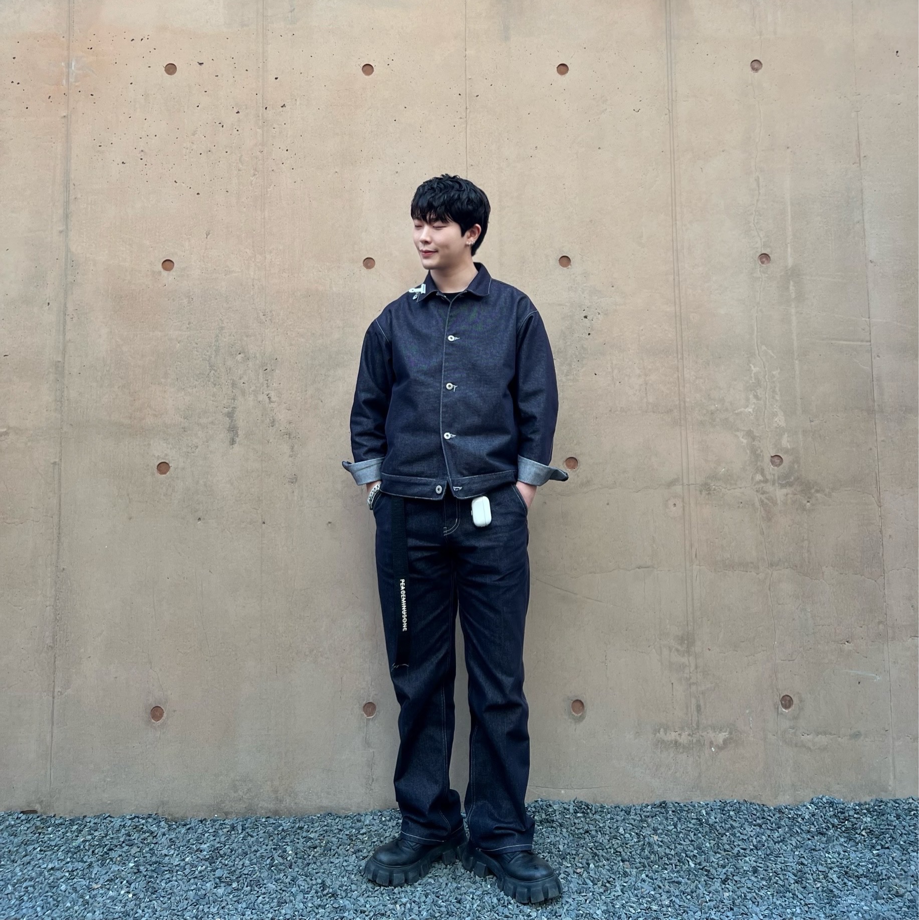 Peaceminusone O-Ring Belt #2 Black 착용 스타일 - 3