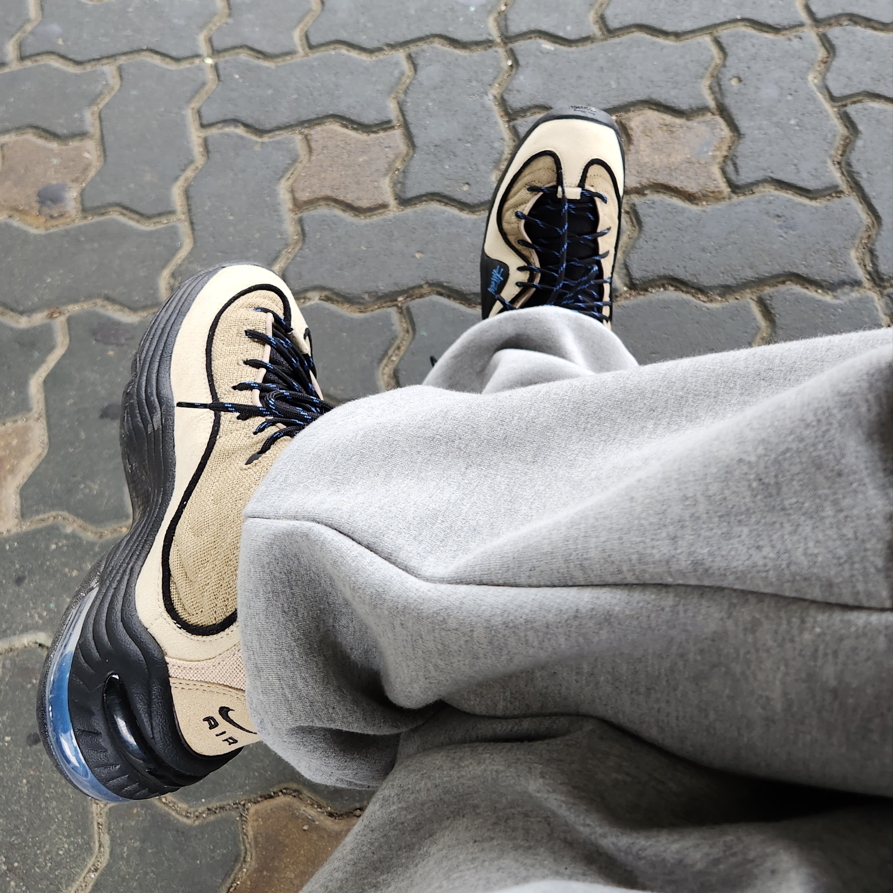 Nike x Stussy Air Penny II Rattan and Limestone 착용 스타일