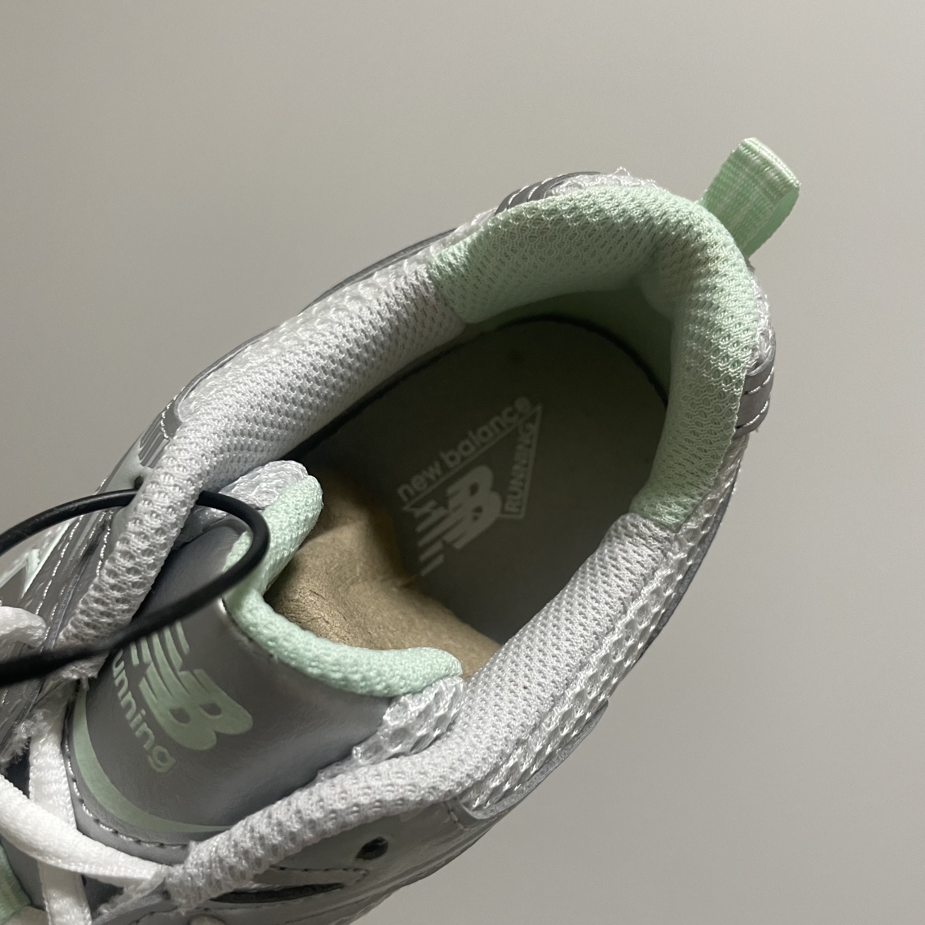 New Balance 530 White Summer Fog 착용 스타일 - 4