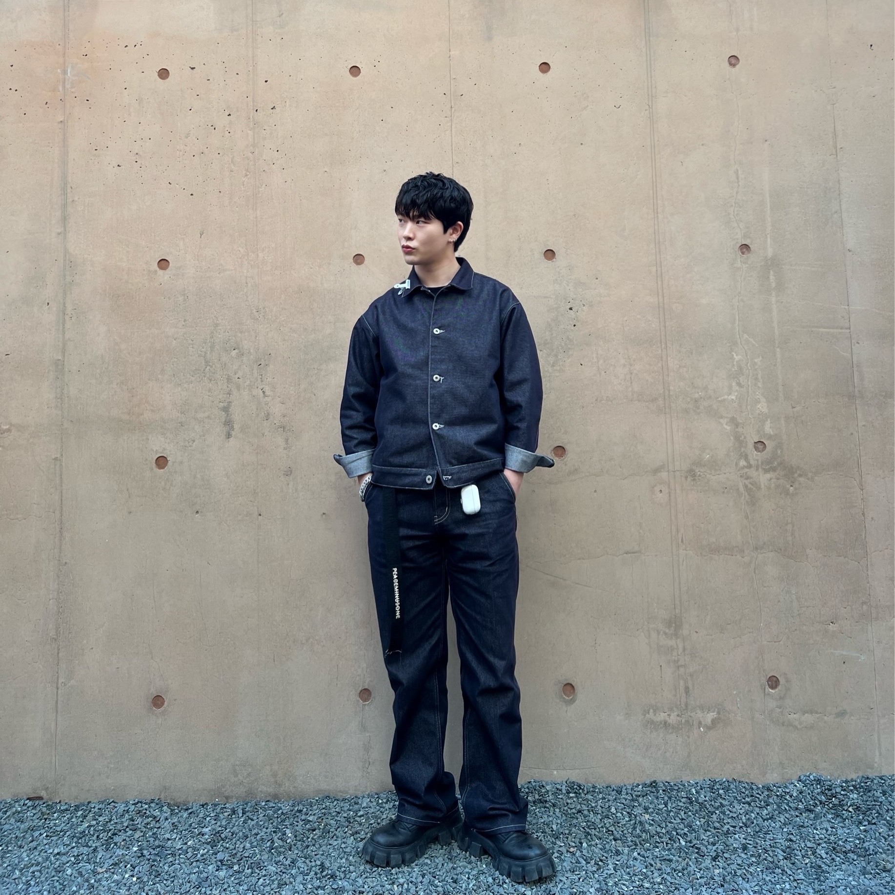 Peaceminusone O-Ring Belt #2 Black 착용 스타일 - 2