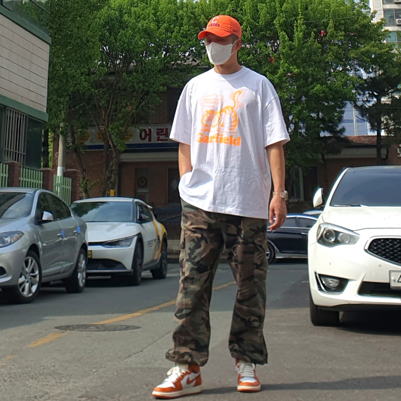 (W) Jordan 1 Retro High OG Starfish, Casio G-Shock GA-2100SKE-7A 착용 스타일 - 2