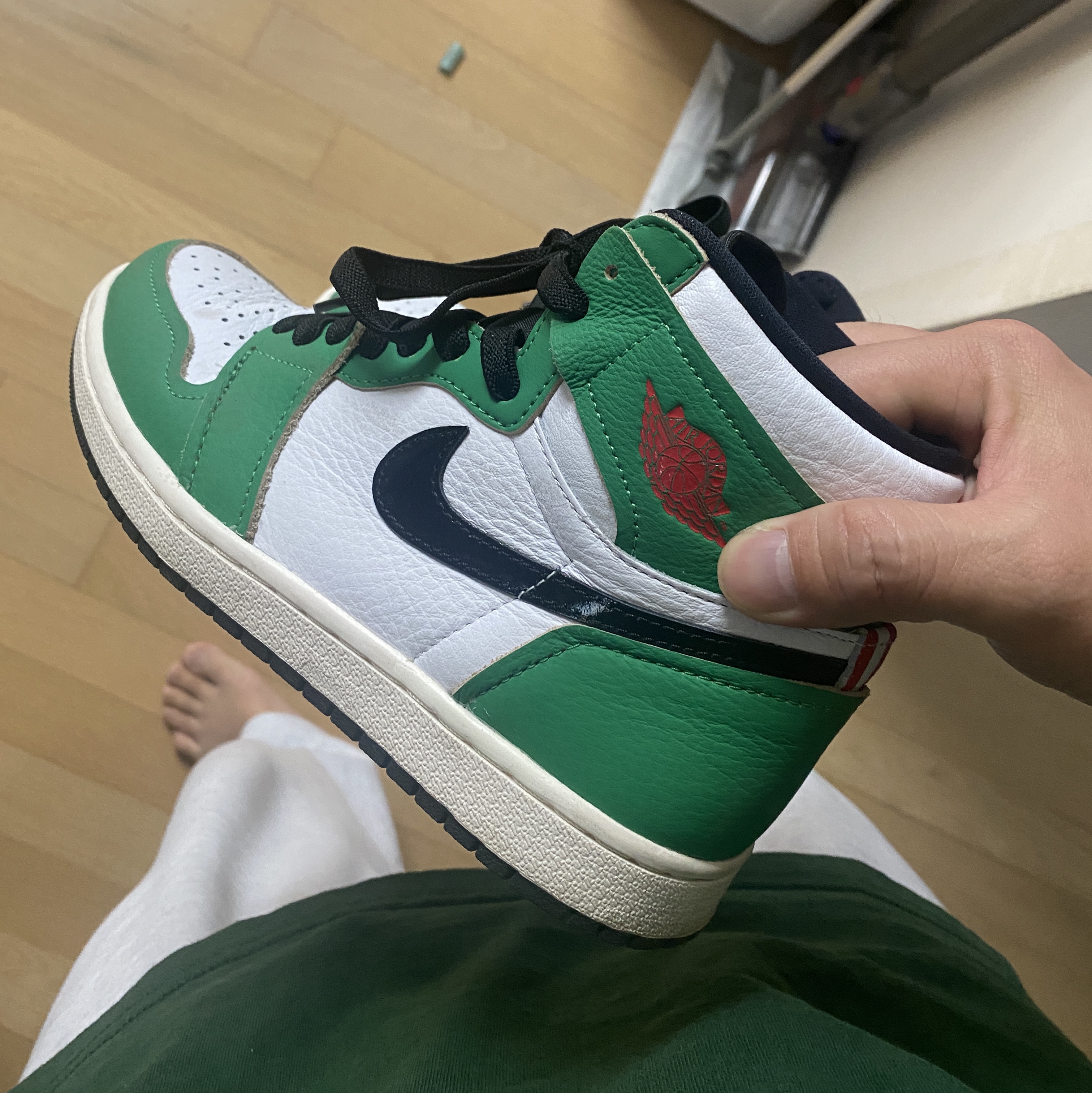 (W) Jordan 1 Retro High OG Lucky Green 착용 스타일