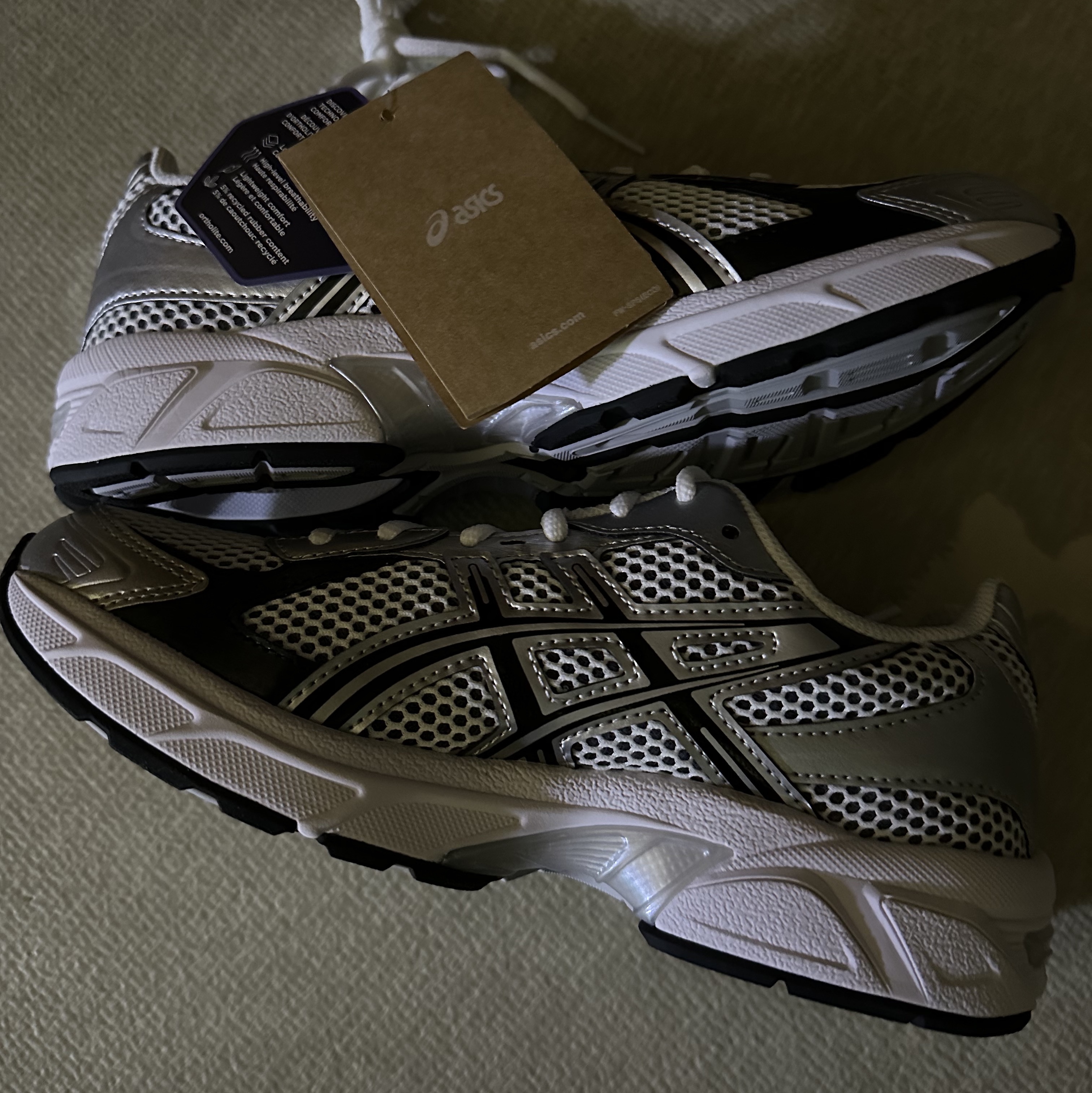 Asics Gel-1130 White Black 착용 스타일