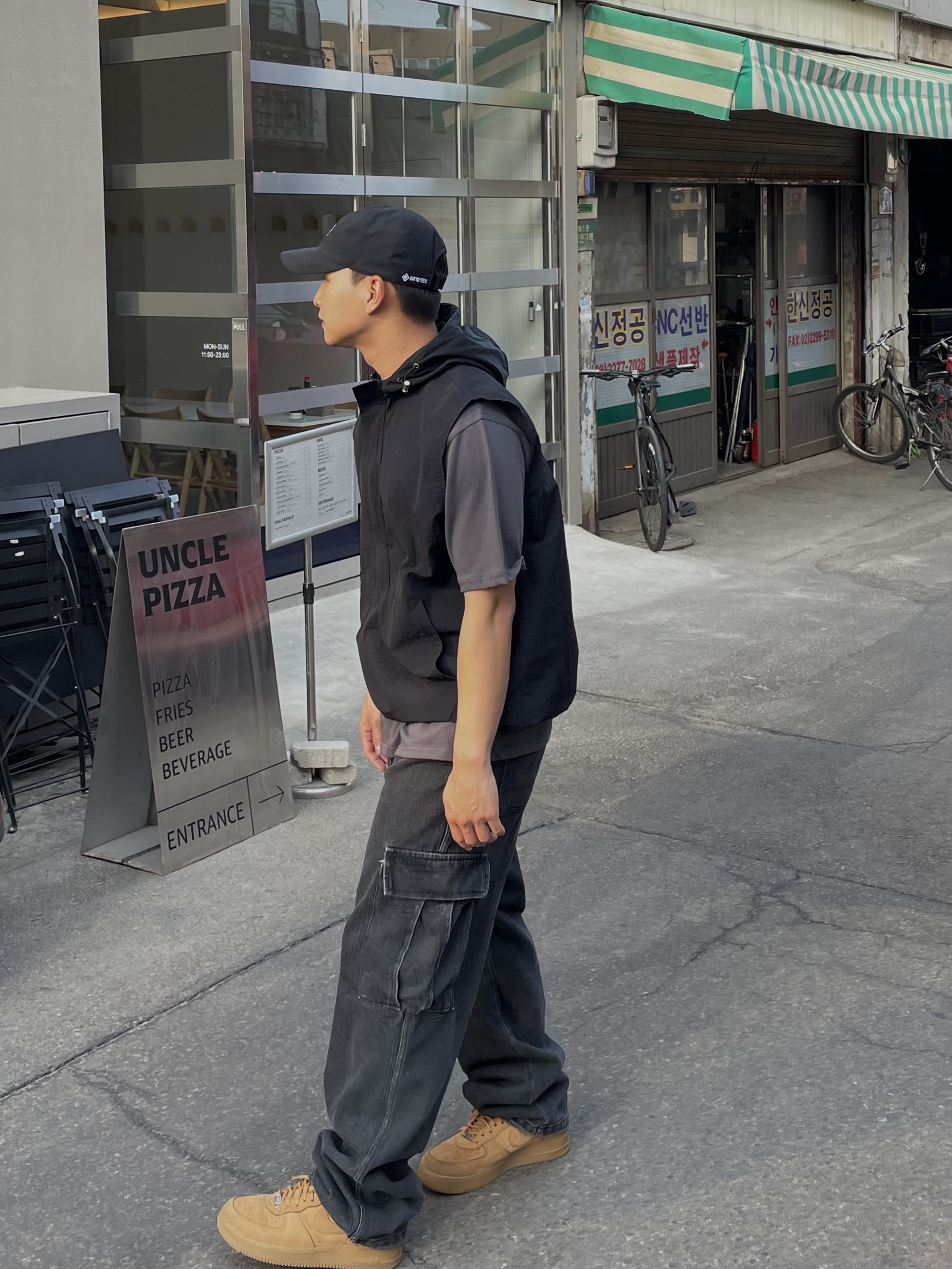 Nike x Supreme Air Force 1 Low Flax 착용 스타일