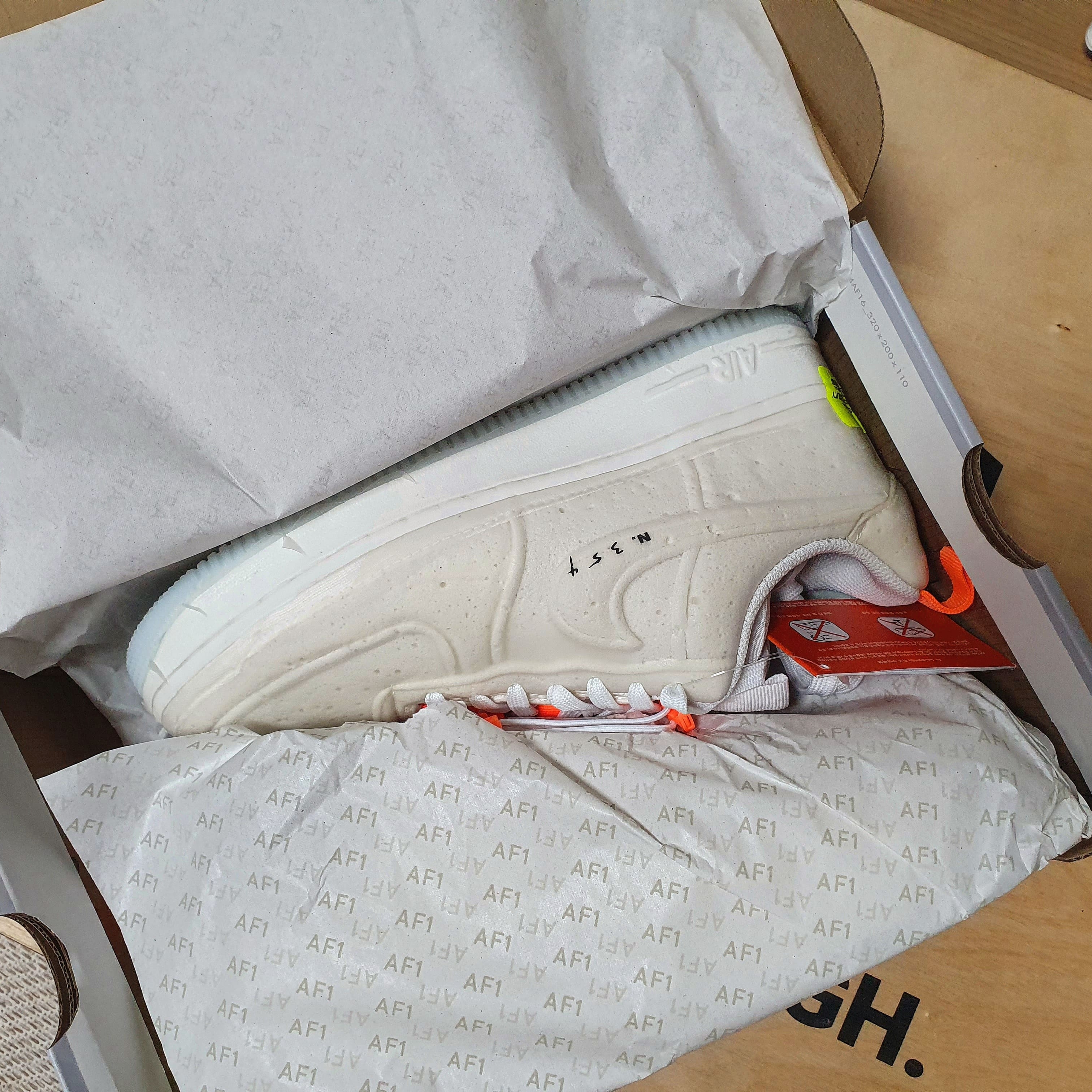 Nike Air Force 1 Experimental Sail 착용 스타일