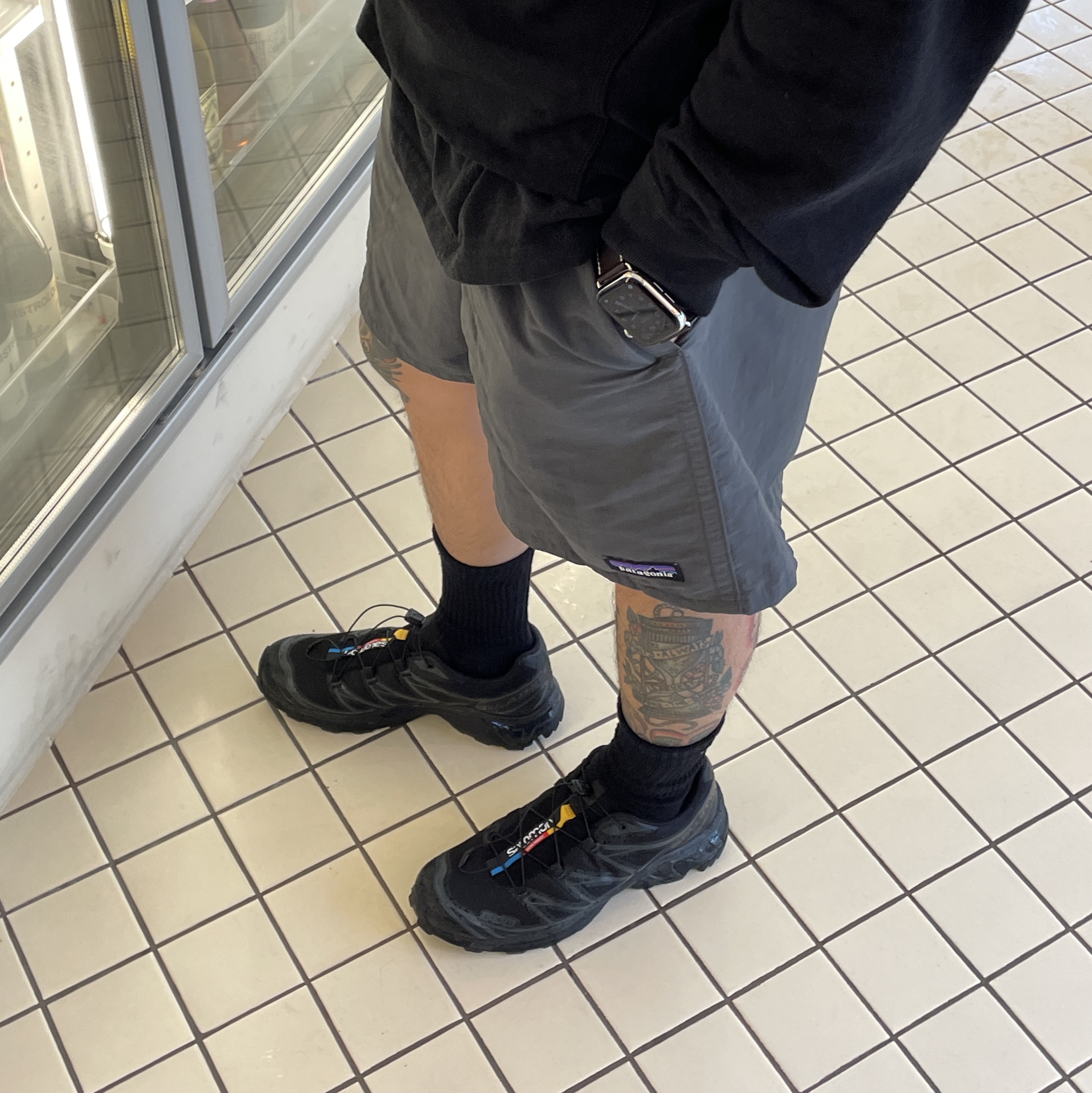 Salomon XT-6 ADV Black, Patagonia Baggies Shorts 5 Inch Black 착용 스타일