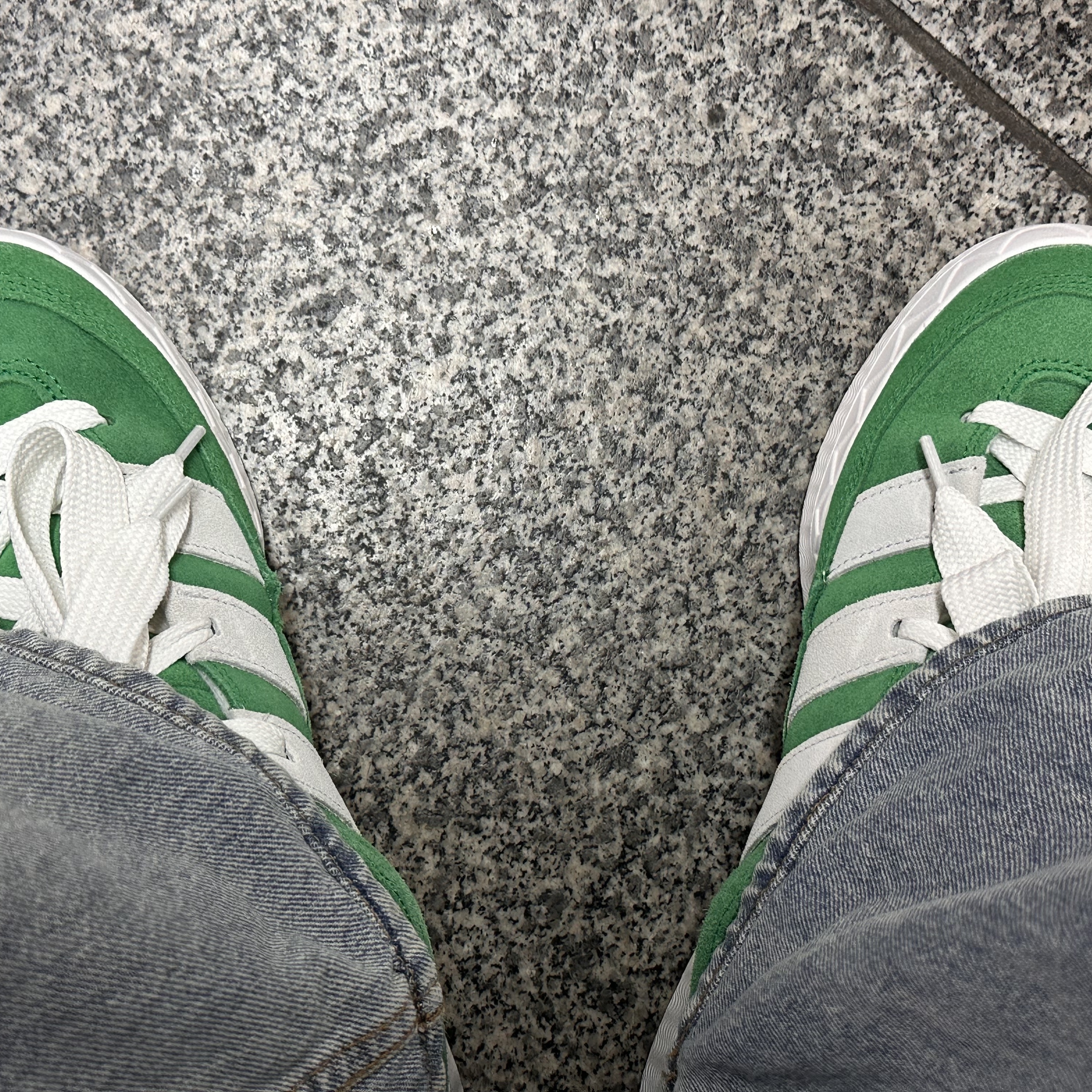 Adidas Adimatic Green 착용 스타일
