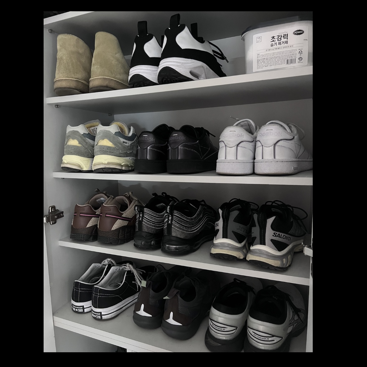 Clarks x Thisisneverthat Desert Boots Maple, Nike x Comme des Garcons Homme Plus Air Max Sunder SP White Black 착용 스타일