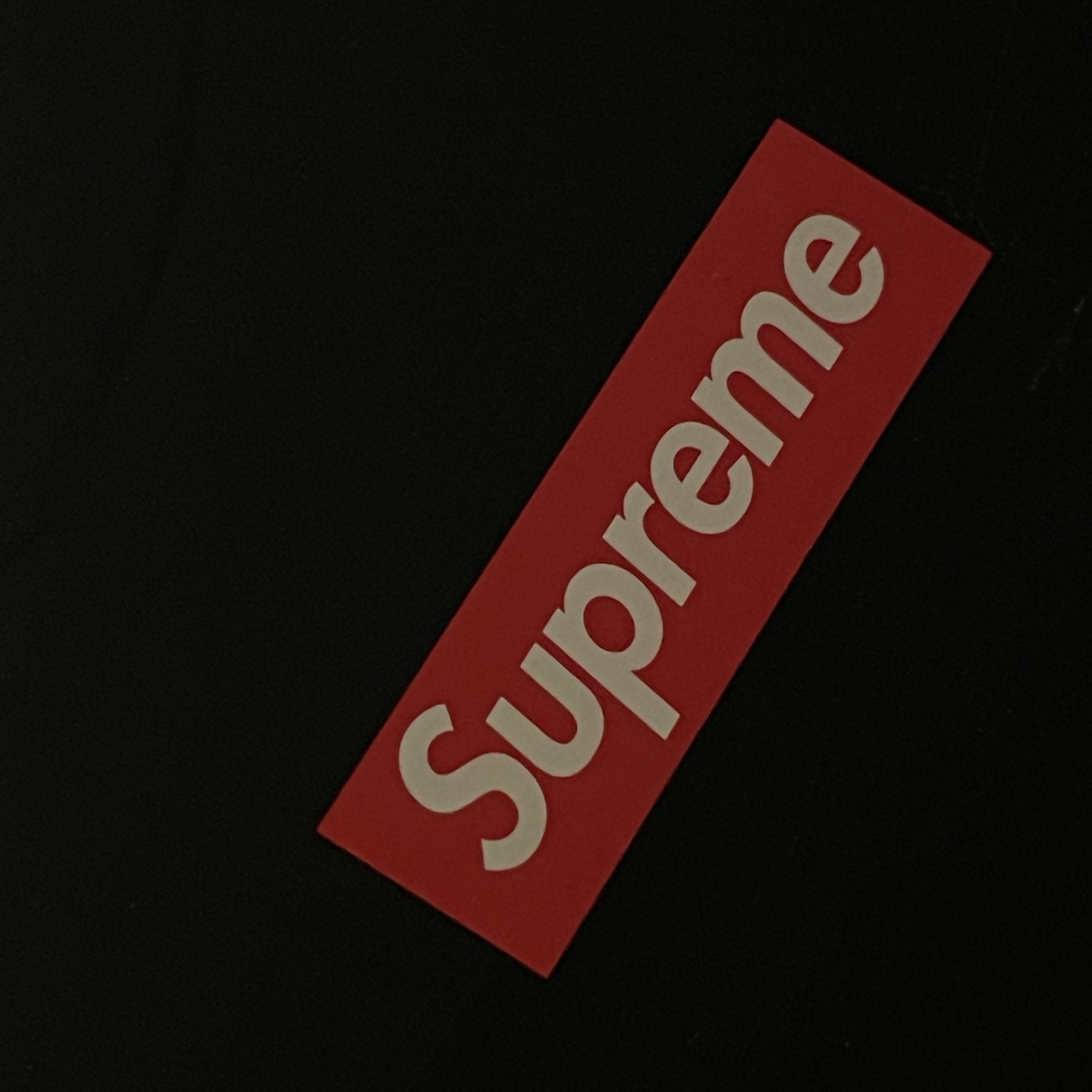 Nike x Supreme Air Force 1 Low Black 착용 스타일 - 3