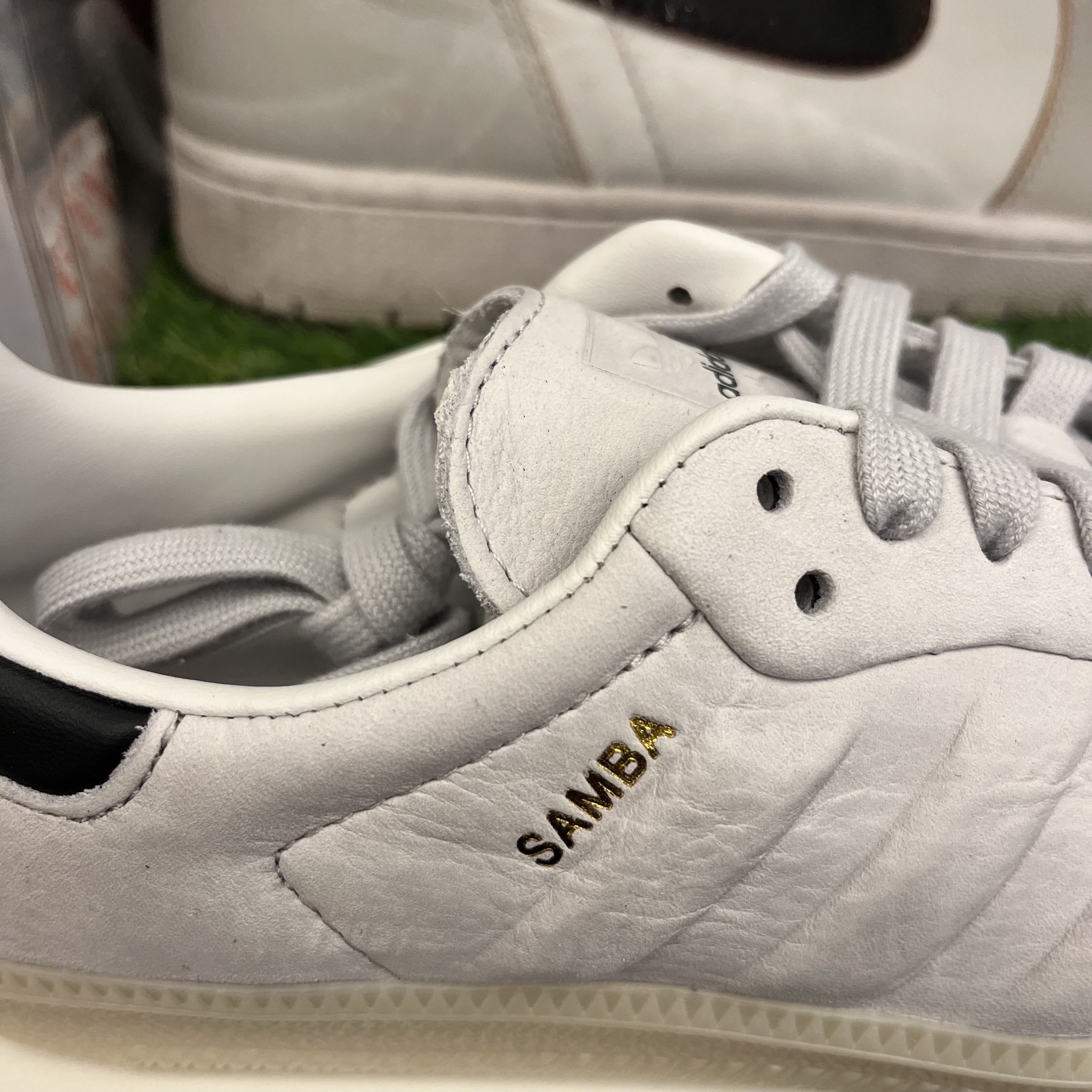 Adidas Samba Grey One 착용 스타일 - 1