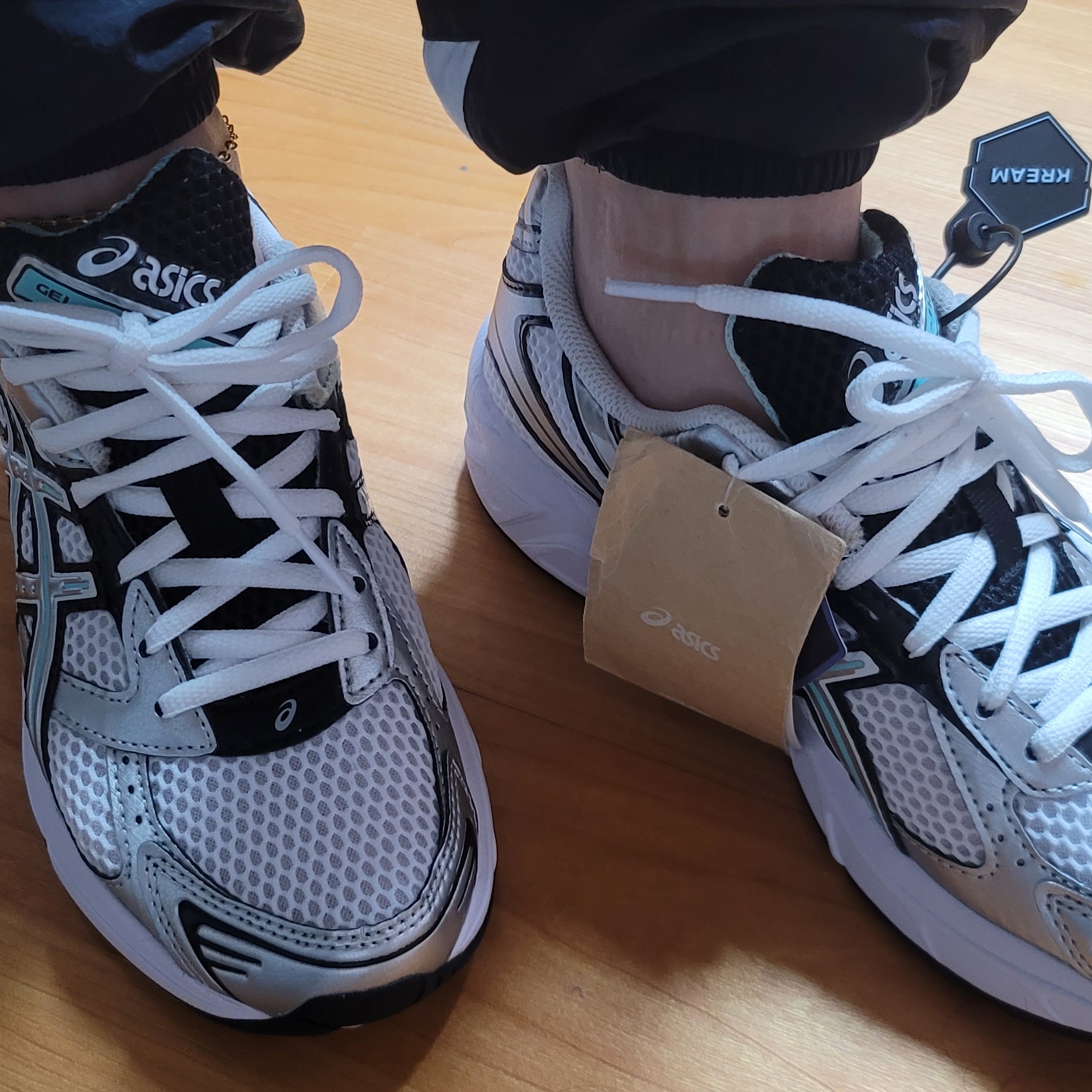 Asics Gel-1130 White Pure Silver 착용 스타일 - 1