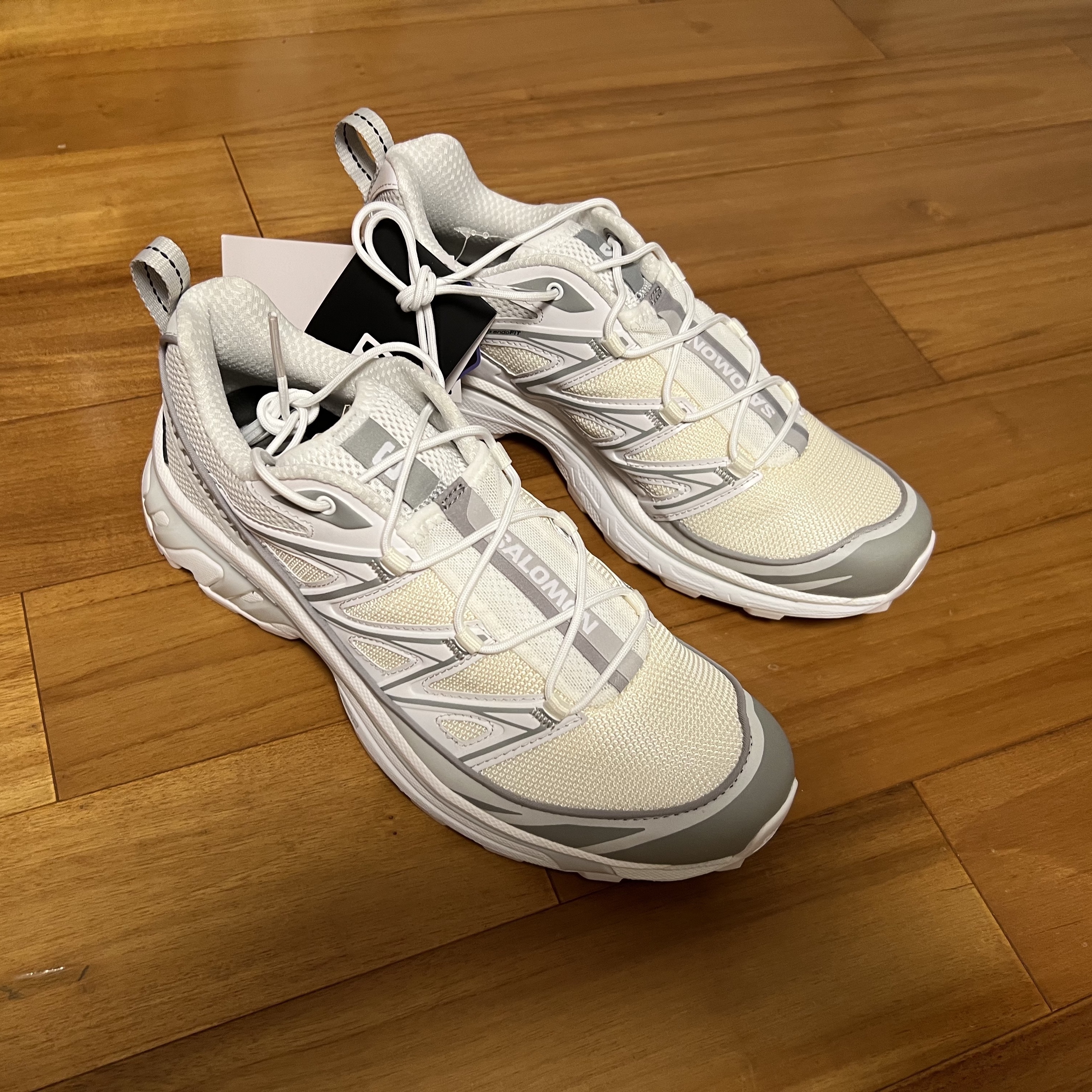 Salomon XT-6 Expanse Vanilla Ice White 착용 스타일