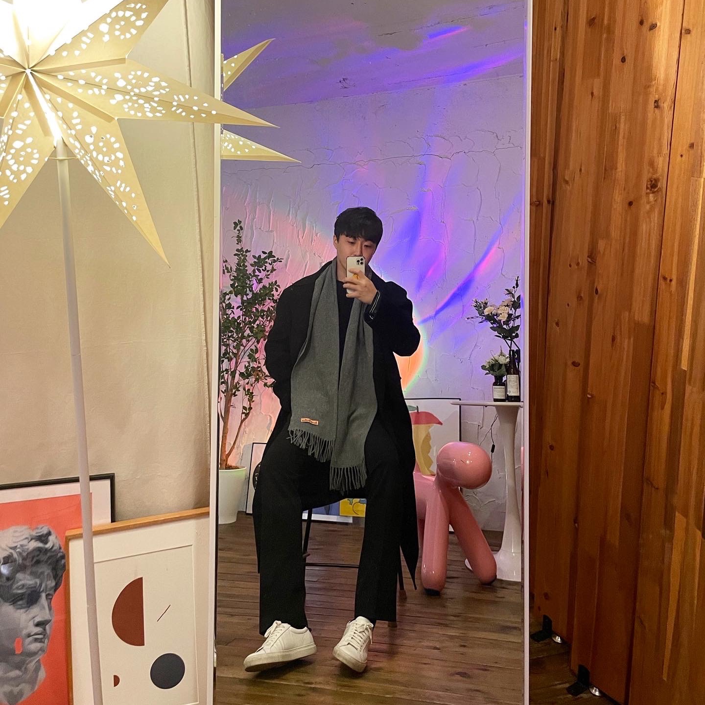 Acne Studios Narrow Wool Fringe Muffler Grey Melange 착용 스타일 - 3