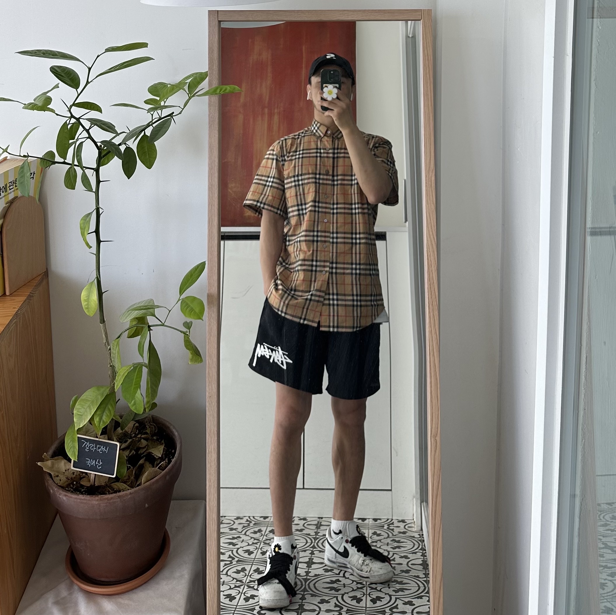 Stussy Big Basic Water Shorts Black, Nike x Peaceminusone Air Force 1 Low Para-Noise 2.0 착용 스타일 - 1