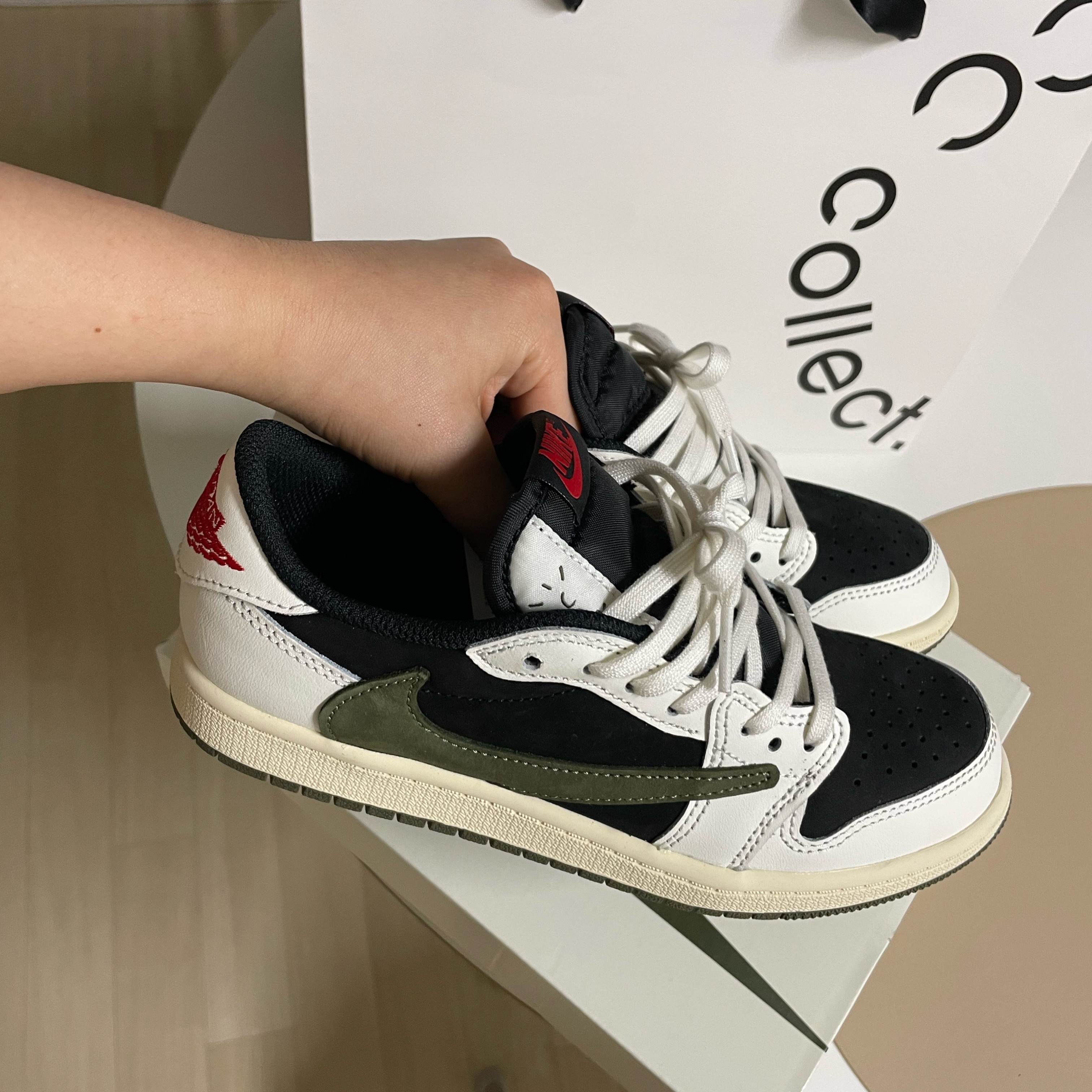 (PS) Jordan 1 x Travis Scott Retro Low OG SP Medium Olive 착용 스타일