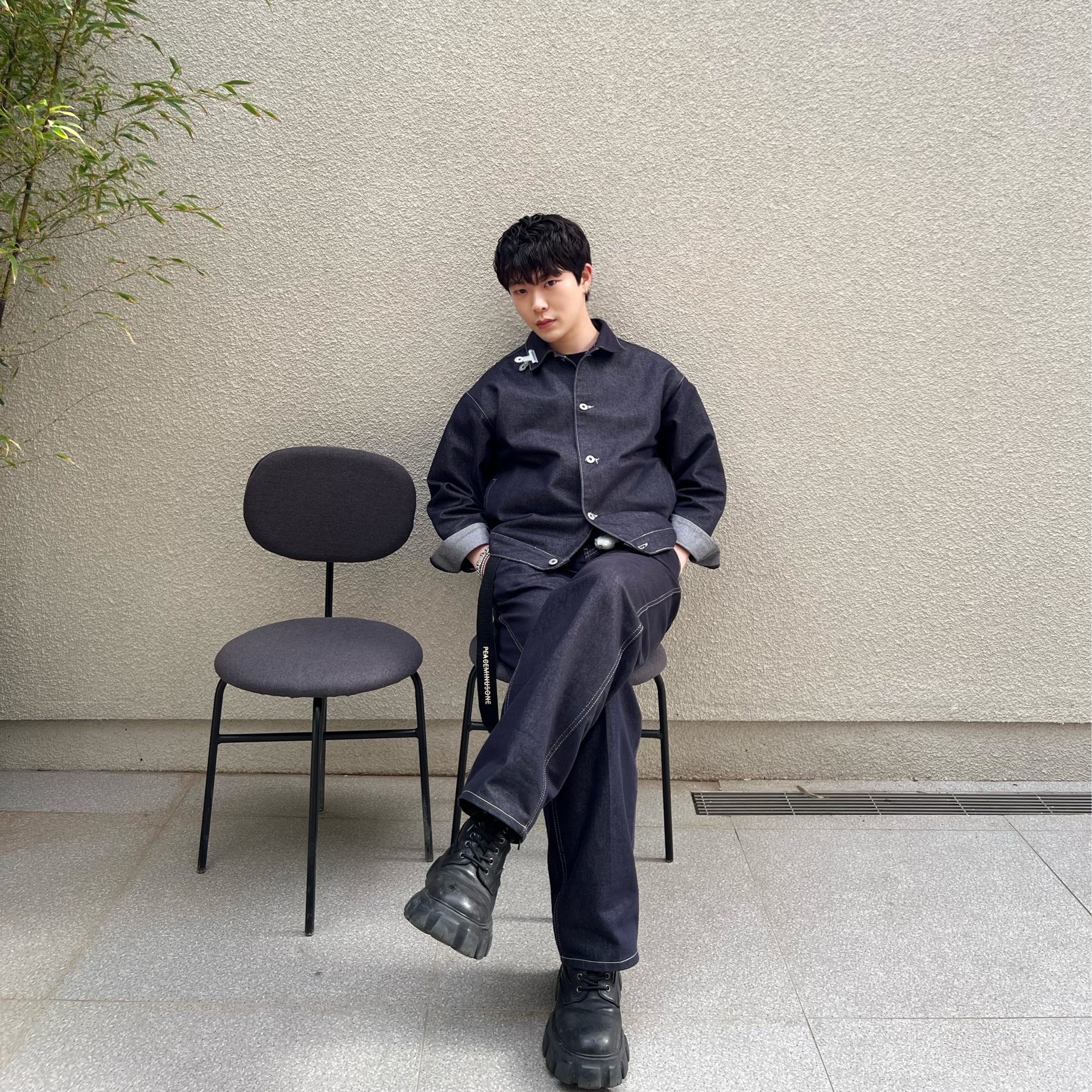 Peaceminusone O-Ring Belt #2 Black 착용 스타일 - 5