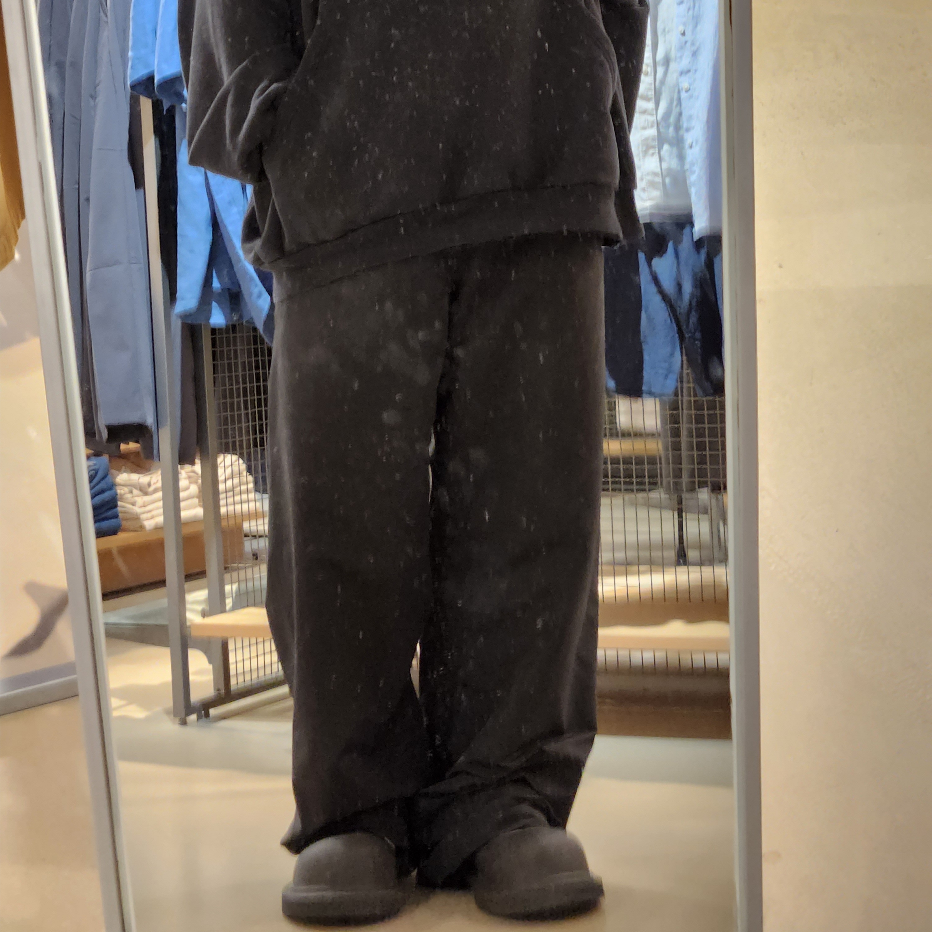 Balenciaga x Adidas Heavyweight Fleece Oversized Hoodie Green, Balenciaga Steroid Derby Black 착용 스타일 - 2