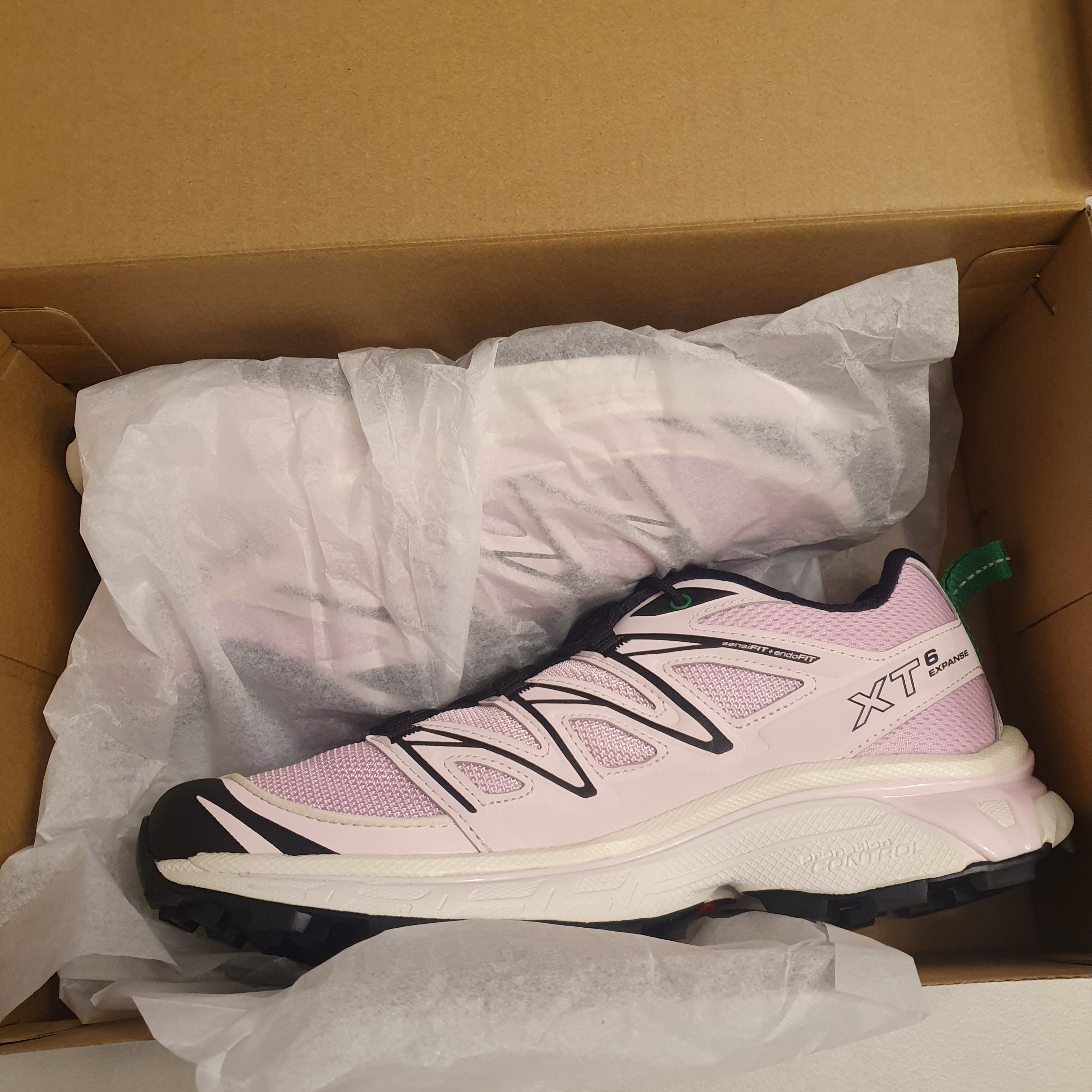 Salomon x Sandy Liang XT-6 Expanse Cradle Pink 착용 스타일 - 2