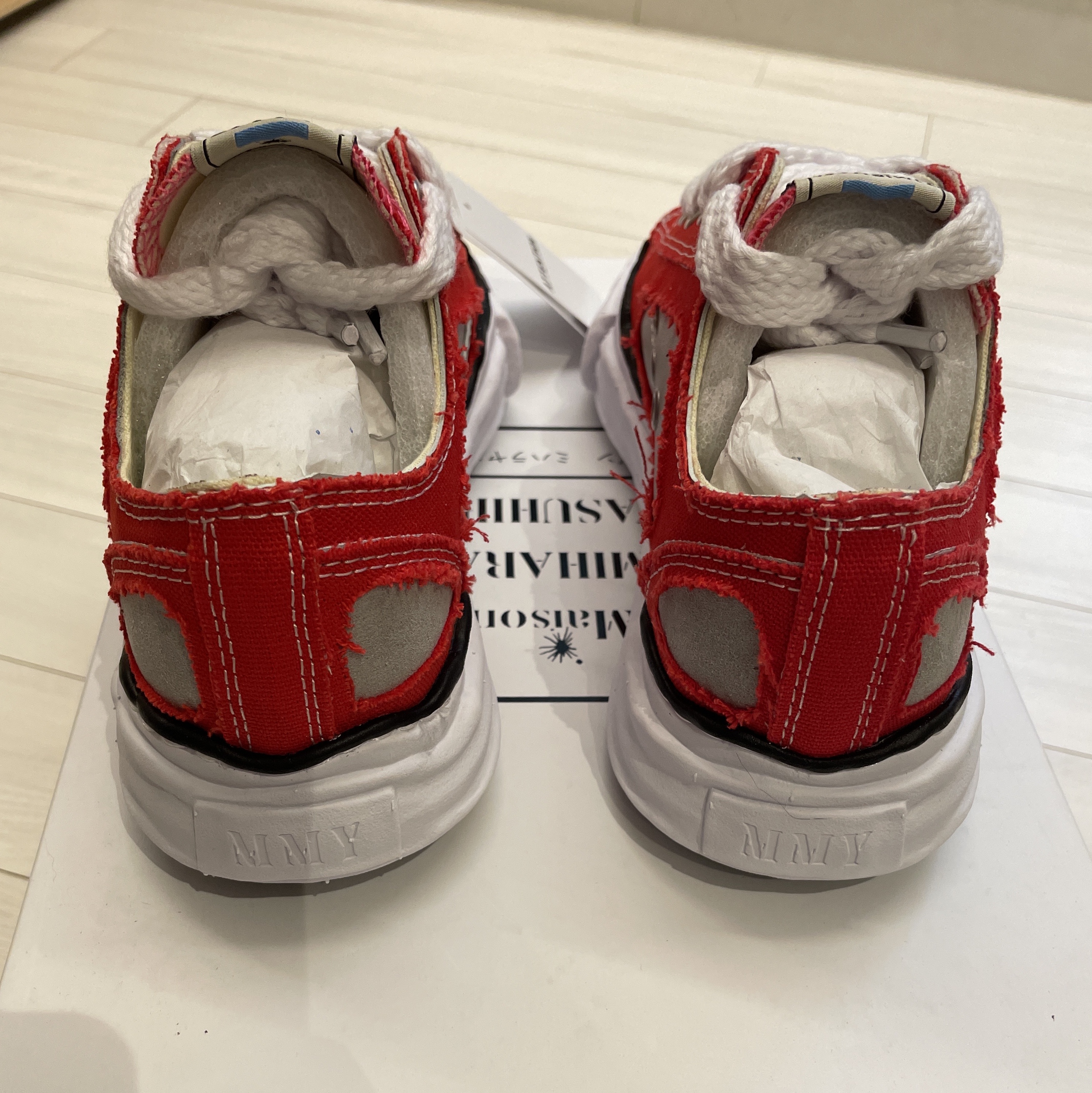 Maison Mihara Yasuhiro x 71 Michael OG Sole Sneakers Red 착용 스타일