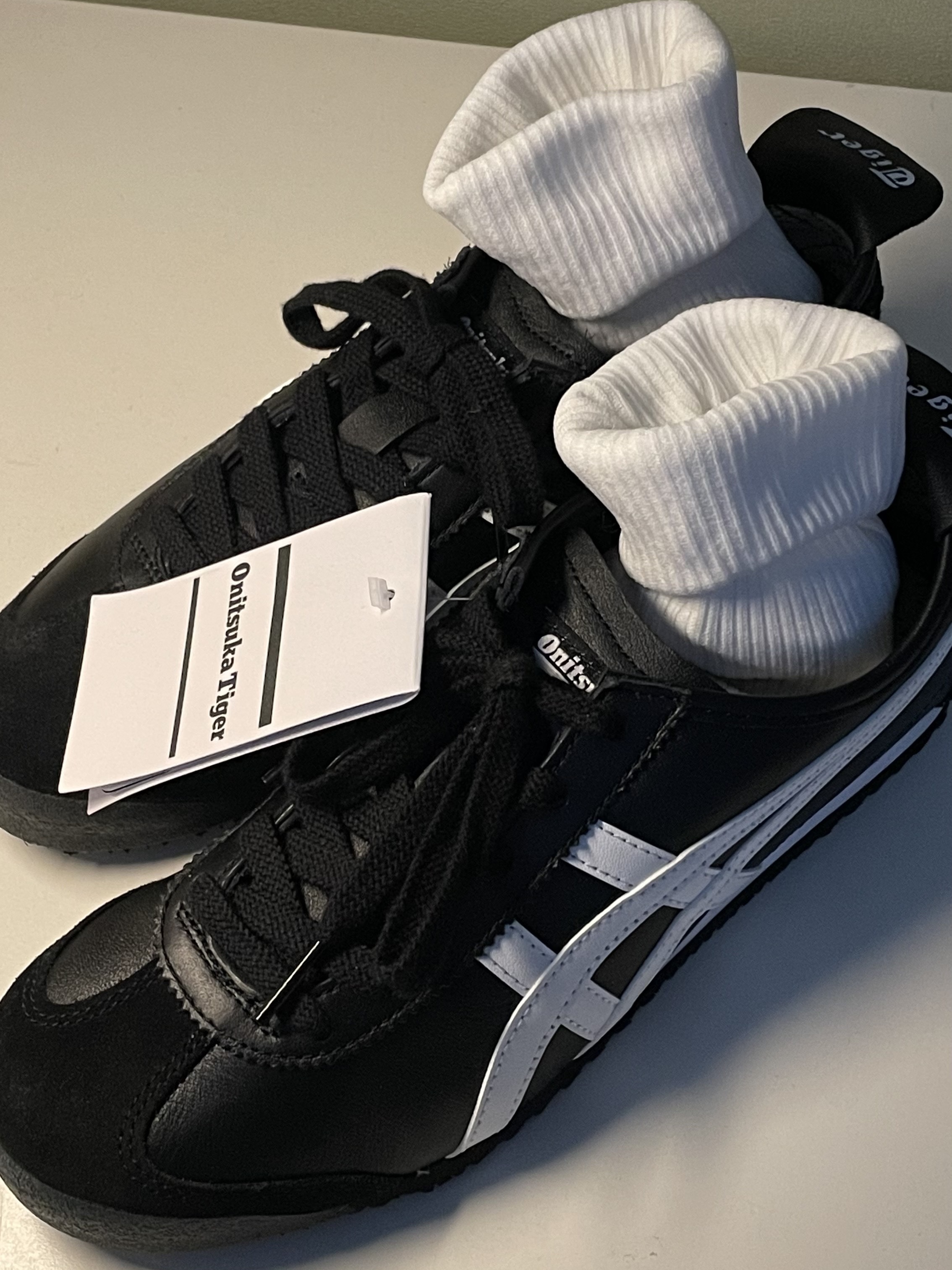 Onitsuka Tiger Mexico 66 Black White 착용 스타일