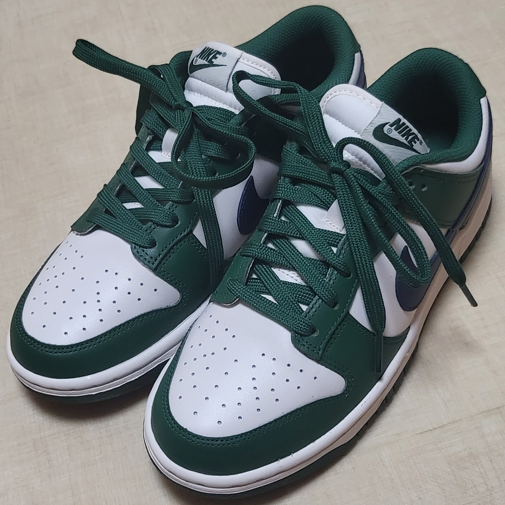 (W) Nike Dunk Low Gorge Green 착용 스타일