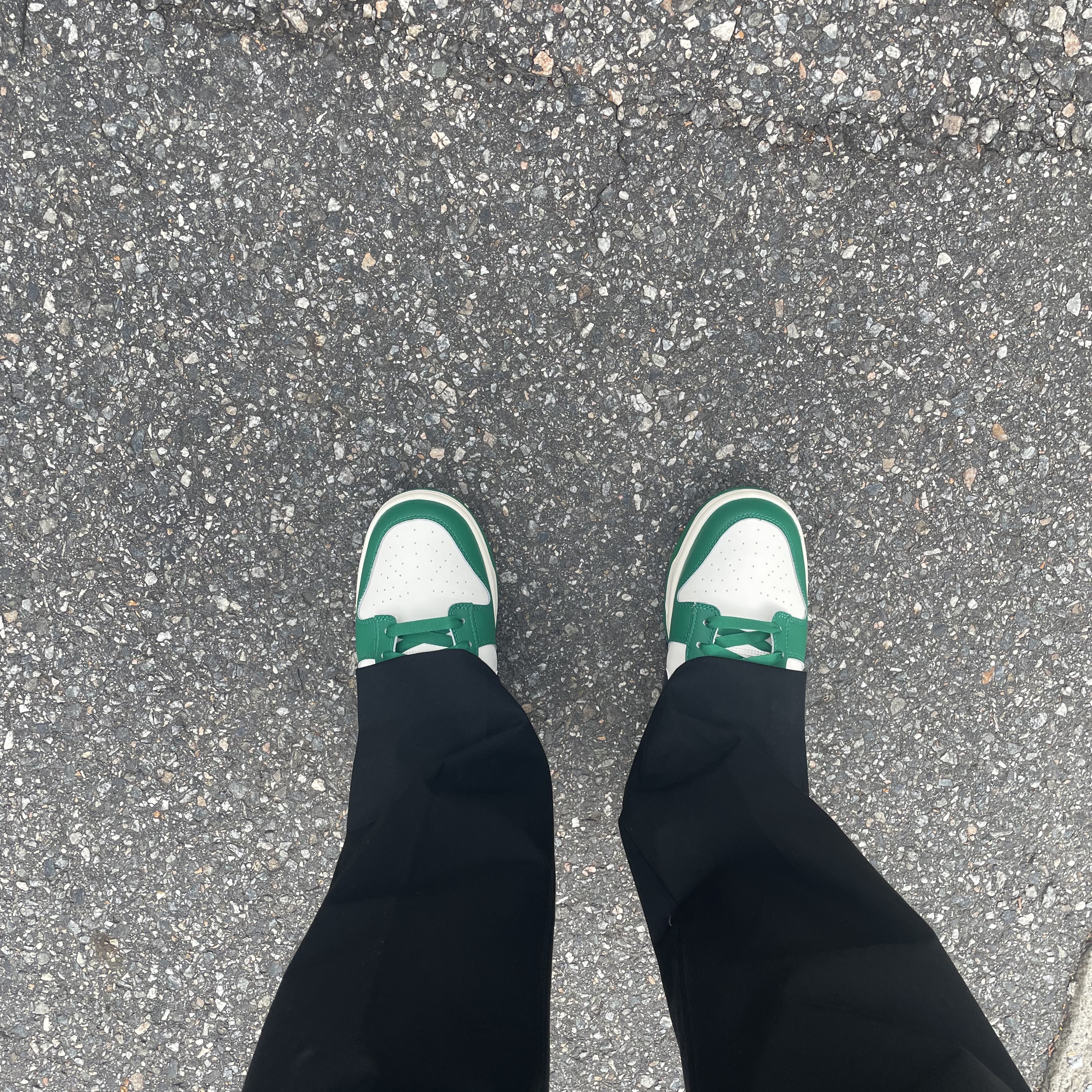 Nike Dunk Low Retro SE Jackpot Malachite 착용 스타일