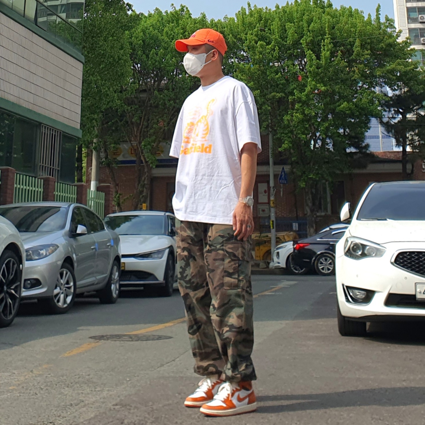 (W) Jordan 1 Retro High OG Starfish, Casio G-Shock GA-2100SKE-7A 착용 스타일 - 3