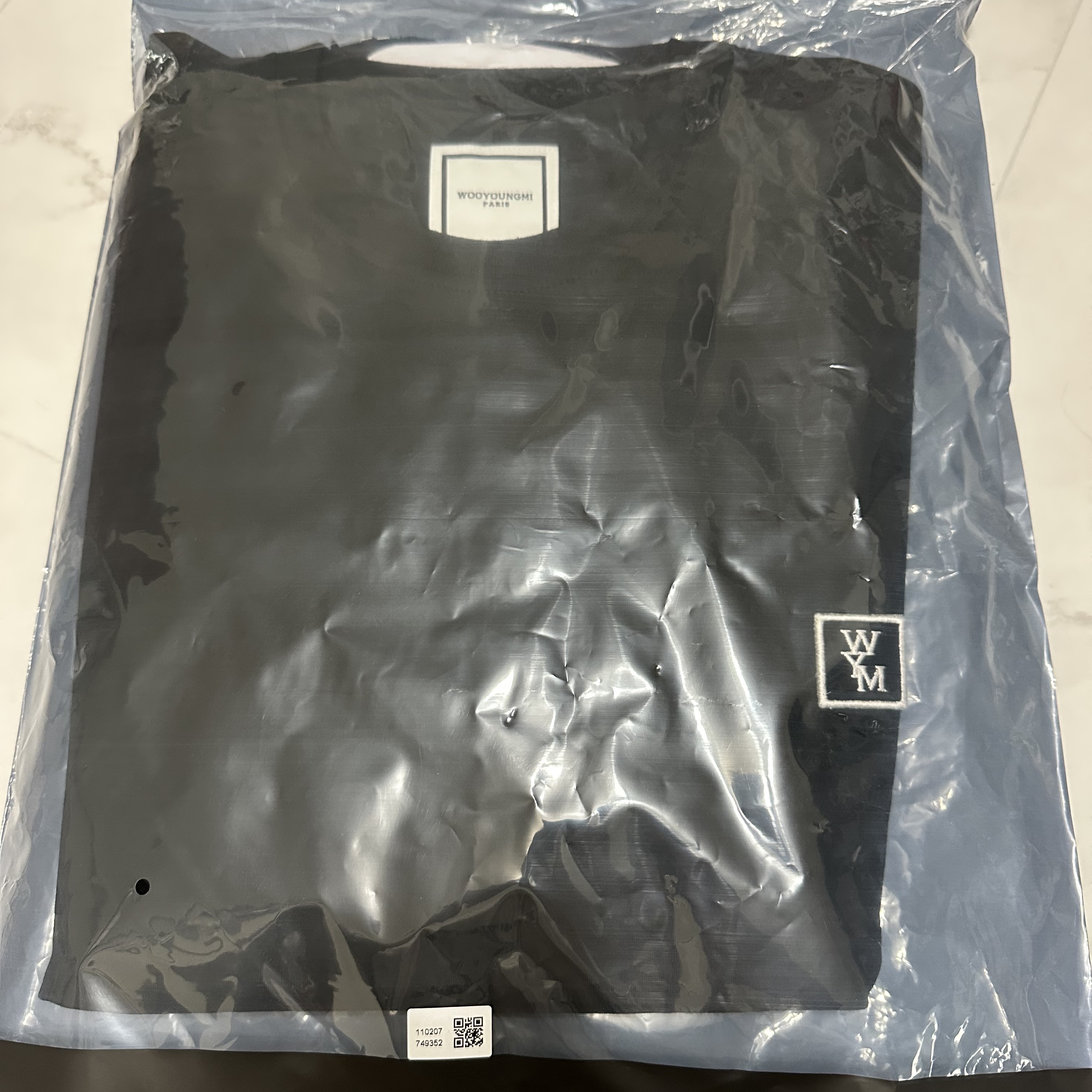 Wooyoungmi Cotton Back Logo T-shirt Black - 23SS 착용 스타일